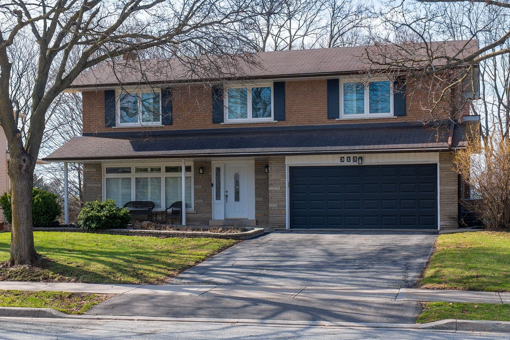 315 Markland Drive, Toronto W08, ON M9C 1R4
