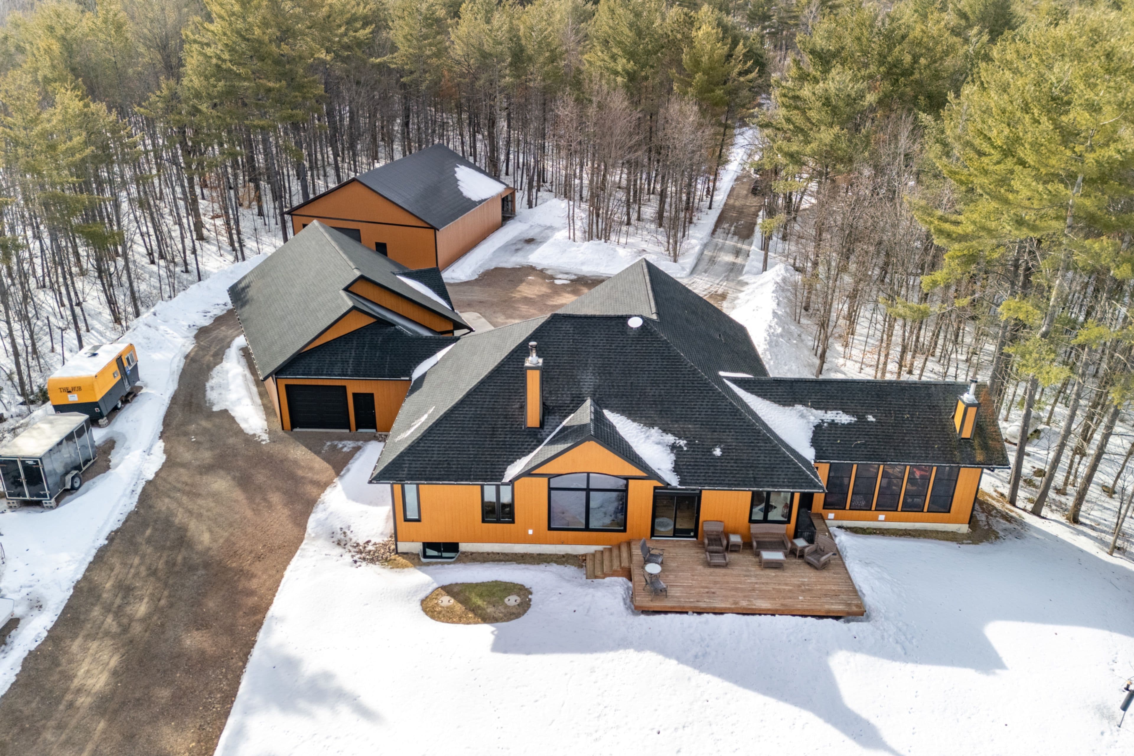 1034 Rantz Road, Petawawa, ON K8H 2W8