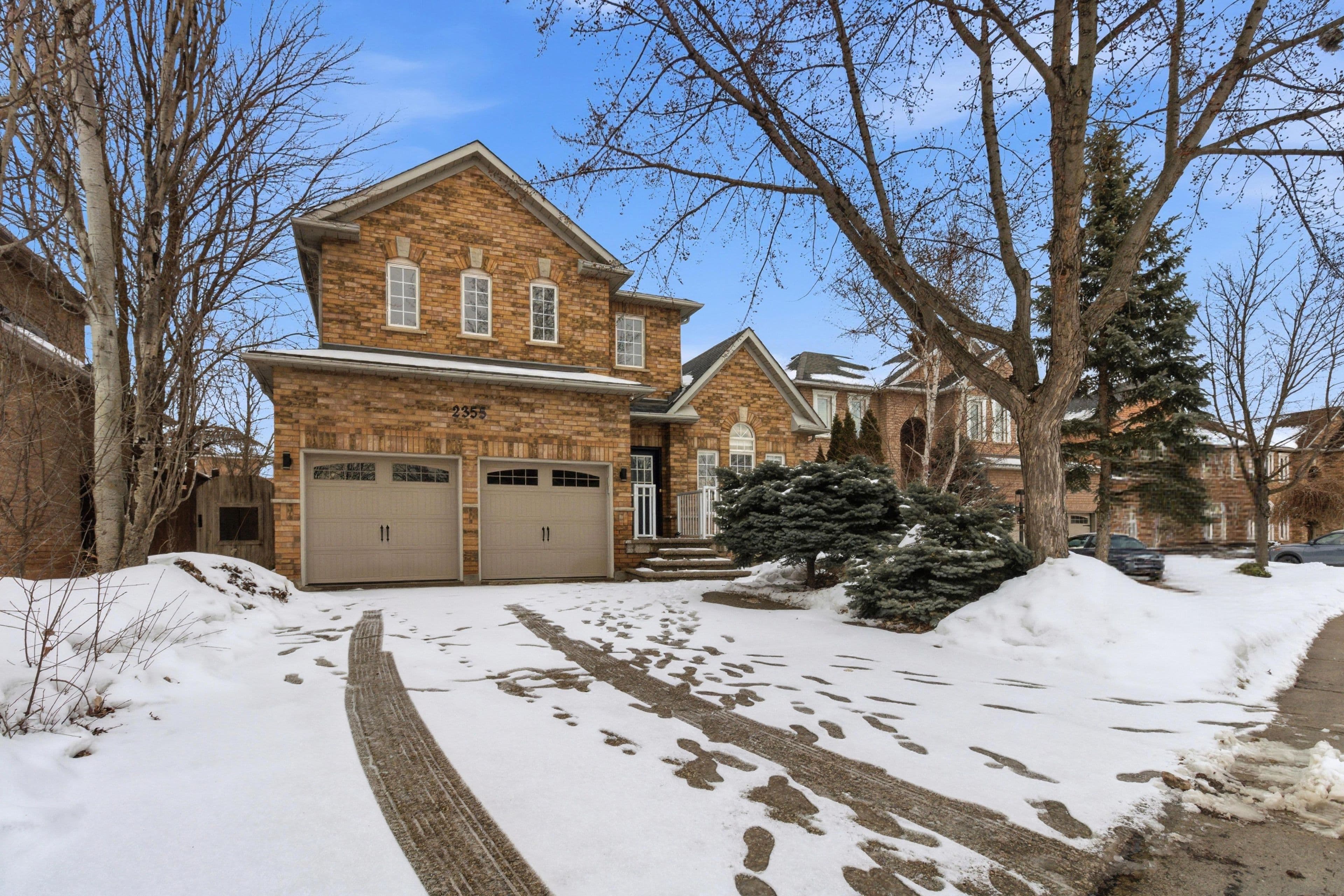 2355 Woodridge Way, Oakville, ON L6H 6S3