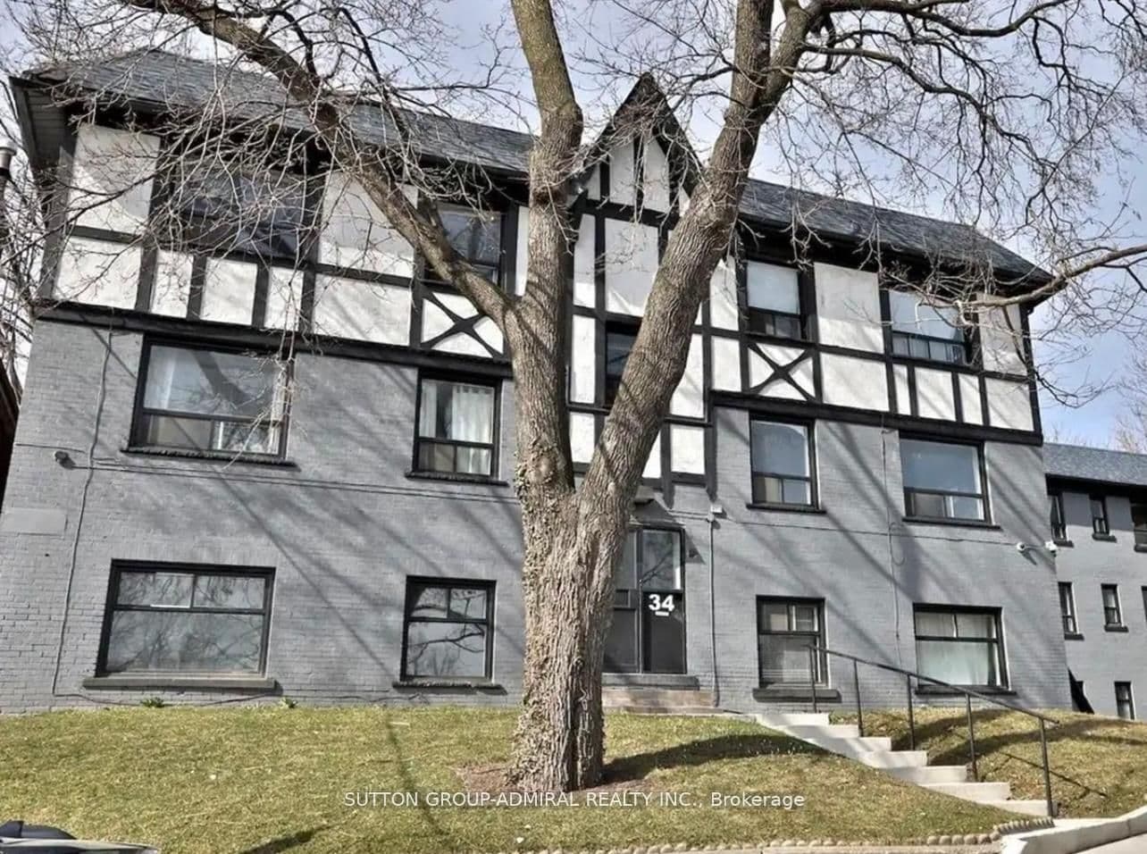 34 Heydon Park Road 19, Toronto C01, ON M6J 2C8