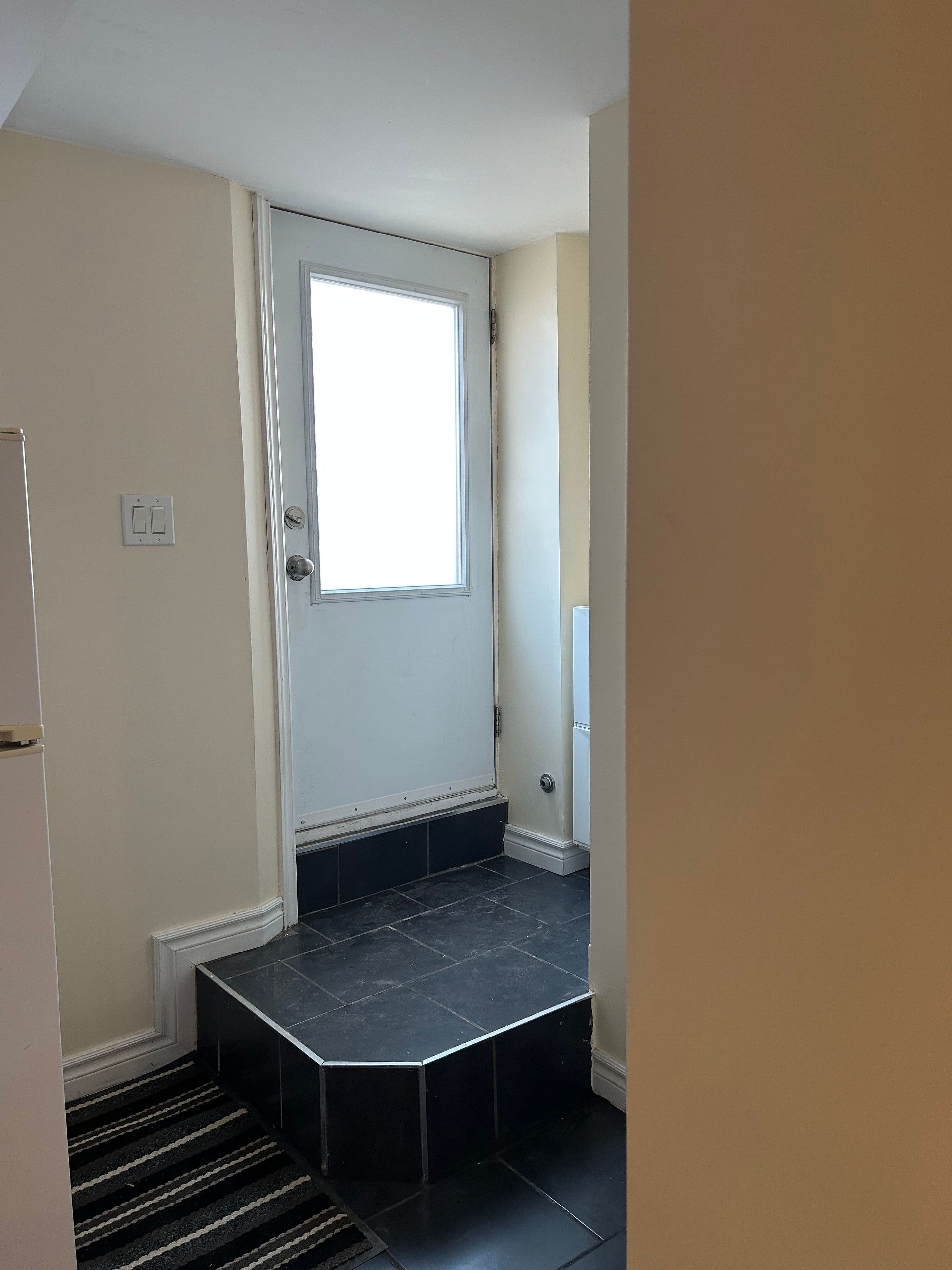 156 Rosemount Avenue, Toronto W03, ON M6H 2M9