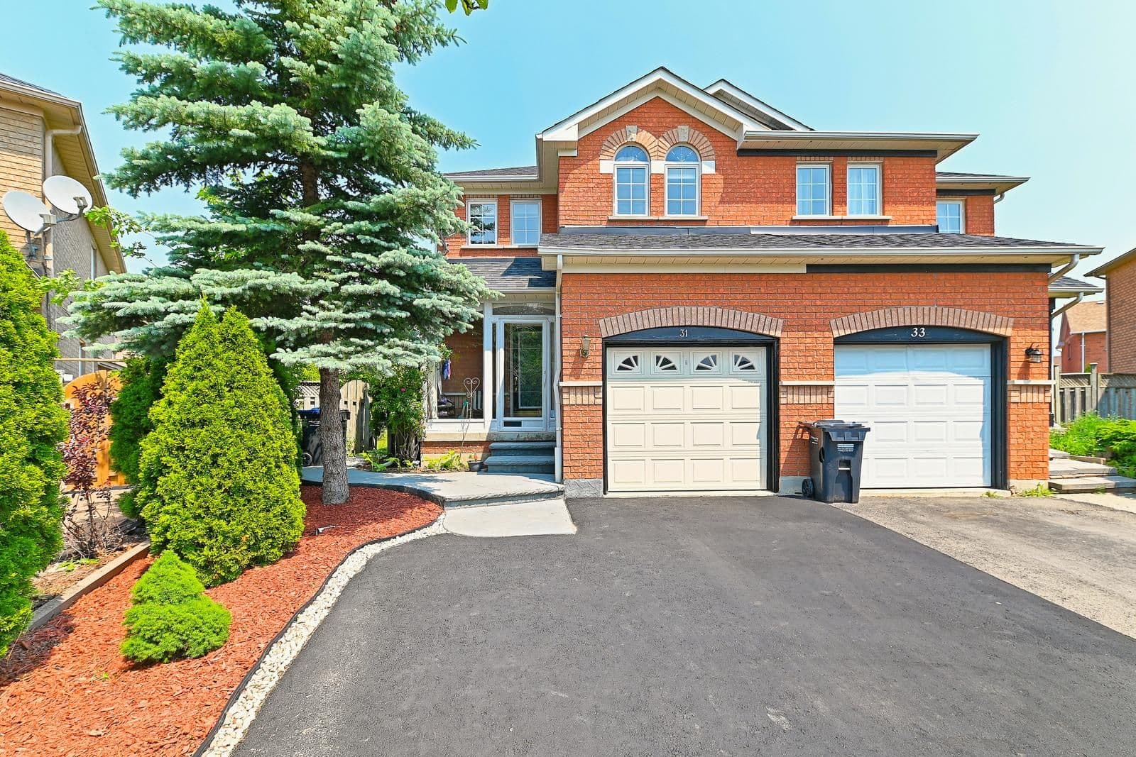 31 Todmorden Drive, Brampton, ON L7A 1M7