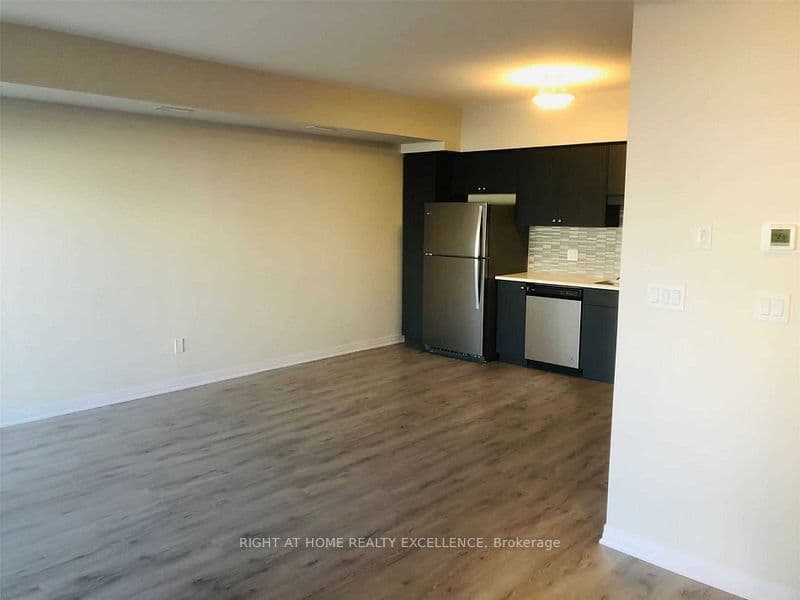 8 Vitality Drive, Kitchener, ON N2R 0R7