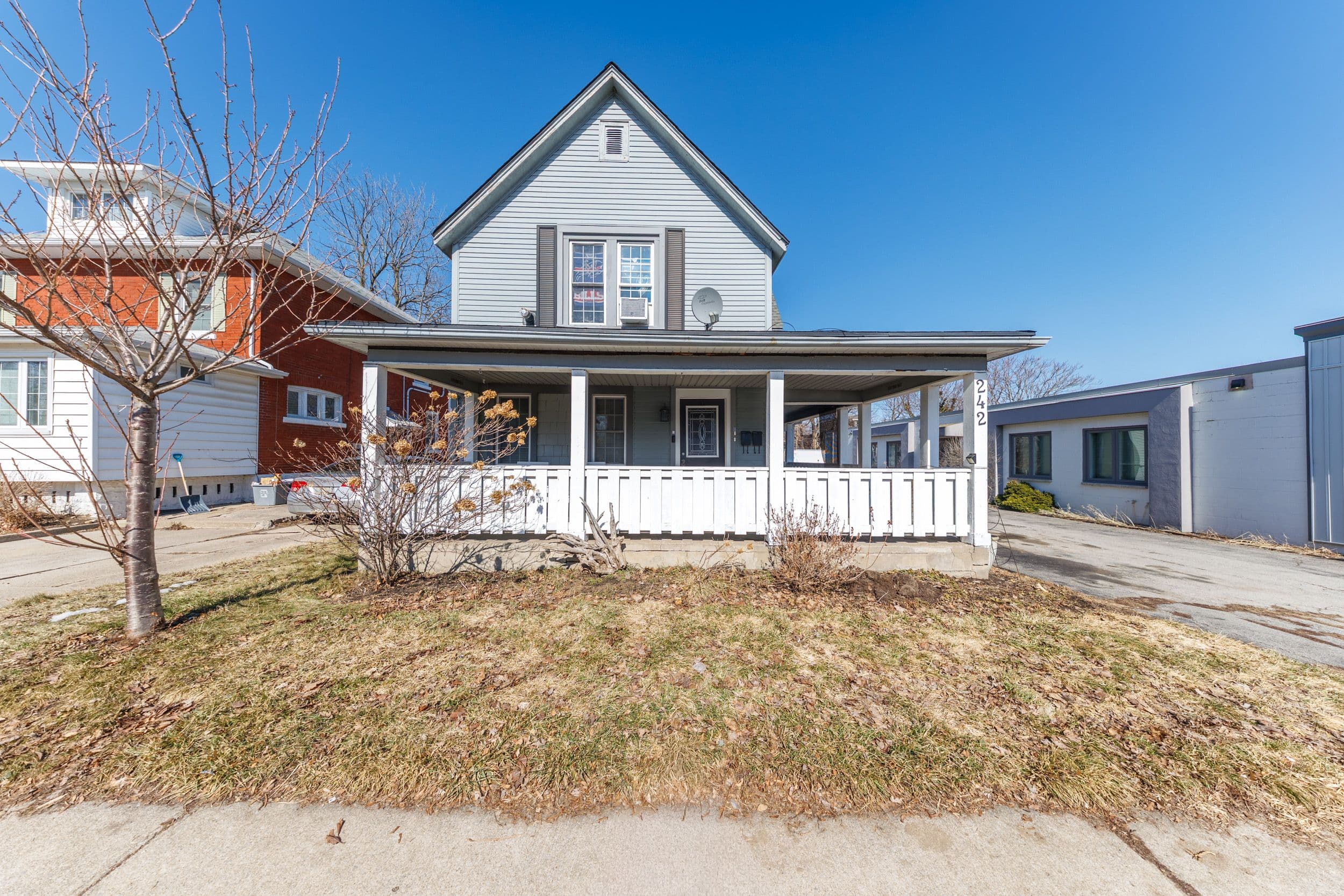 242 Jarvis Street, Fort Erie, ON L2A 2S5