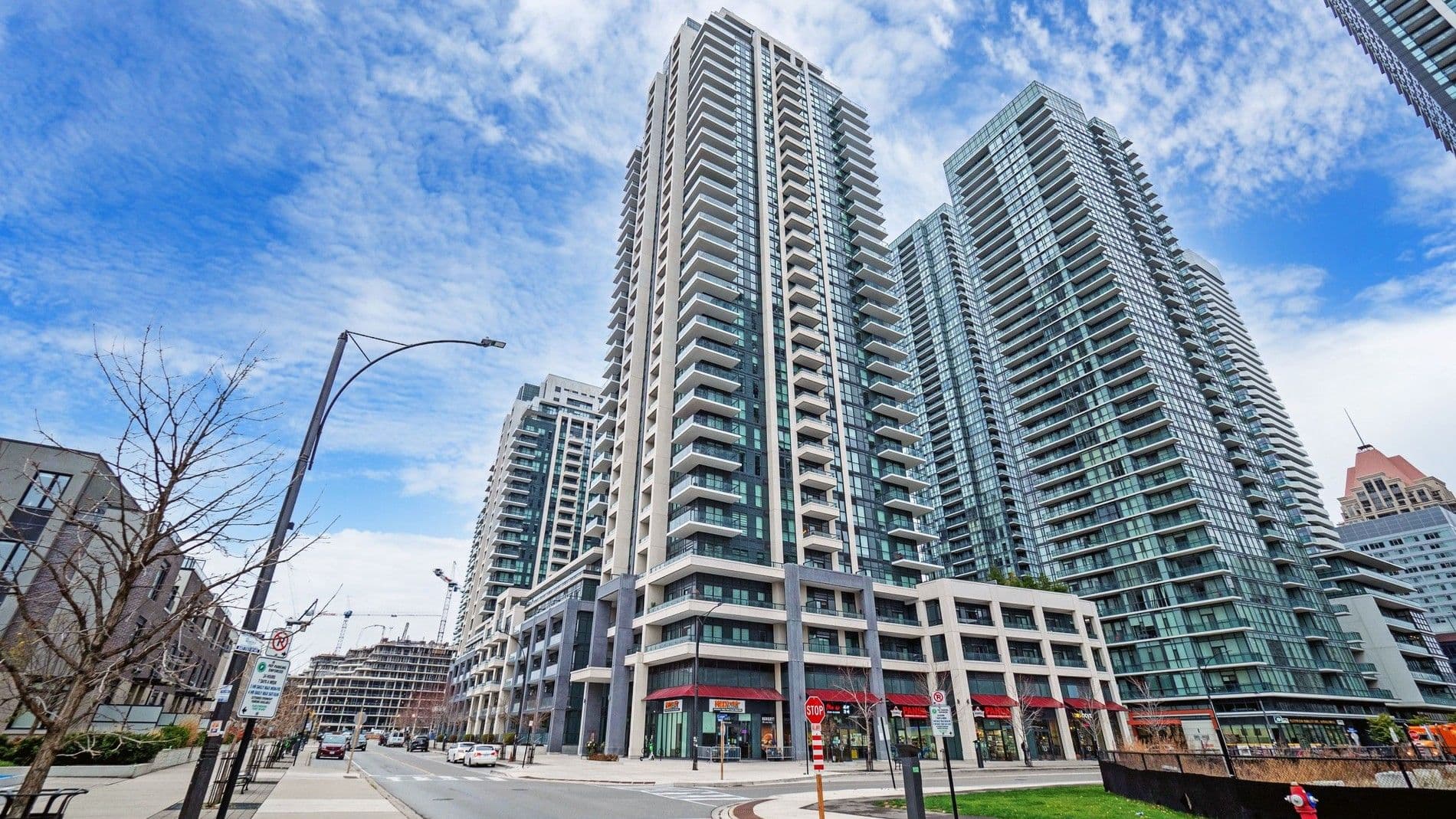 4055 Parkside Village Drive 721, Mississauga, ON M2N 6K8