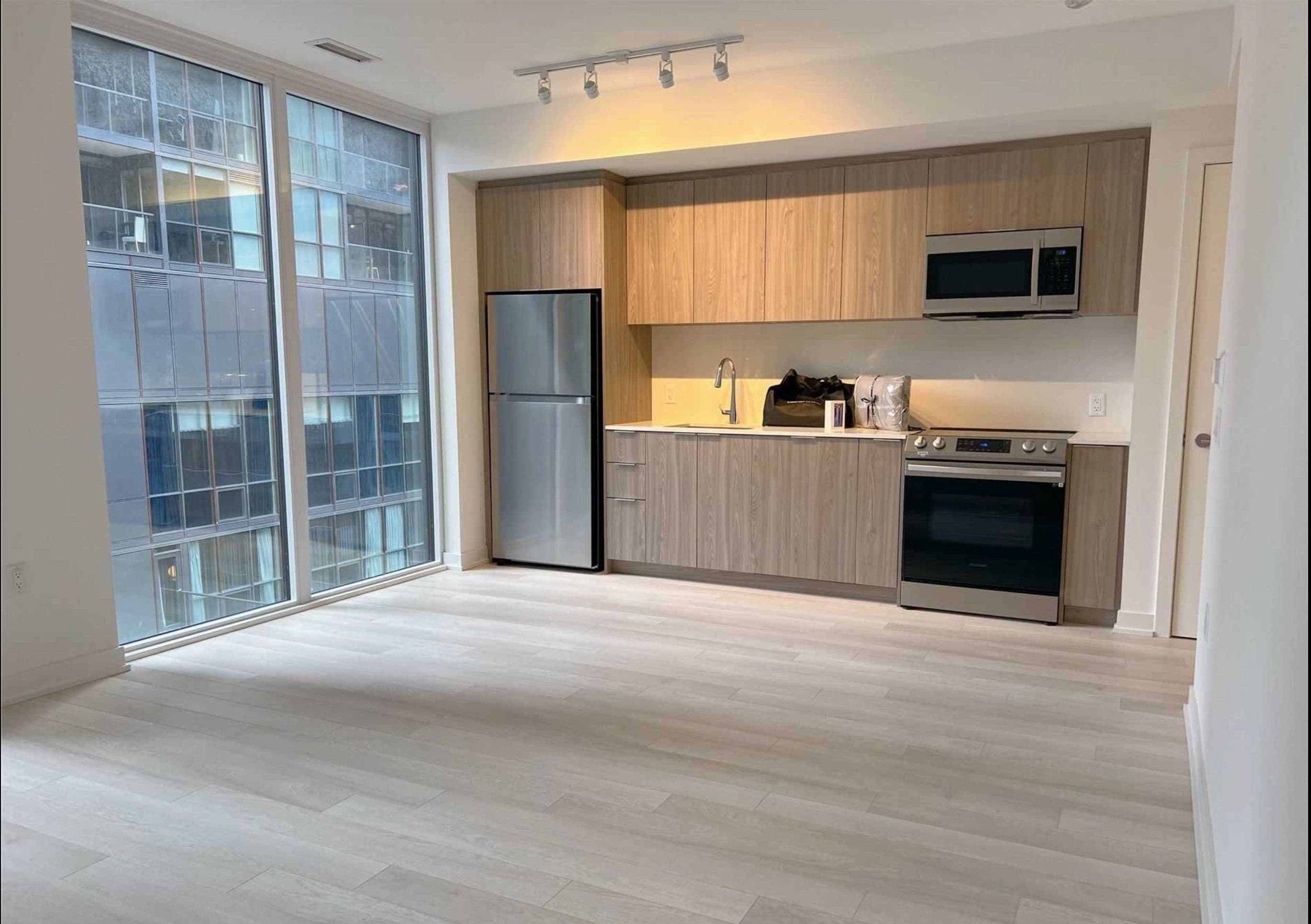 357 King Street W 708, Toronto C01, ON M5V 1K1