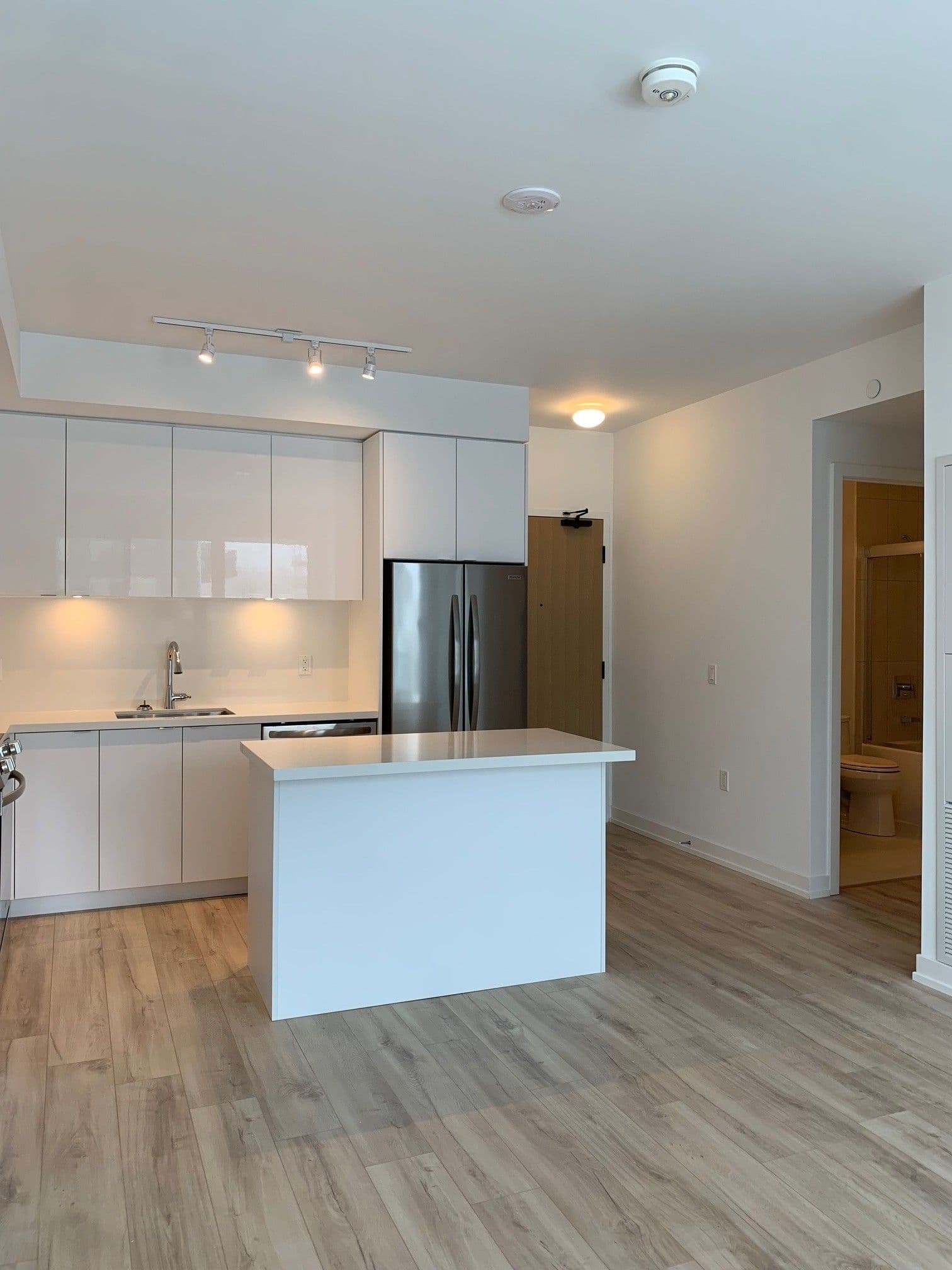 333 Sunseeker Avenue 210, Innisfil, ON L9R 0R6