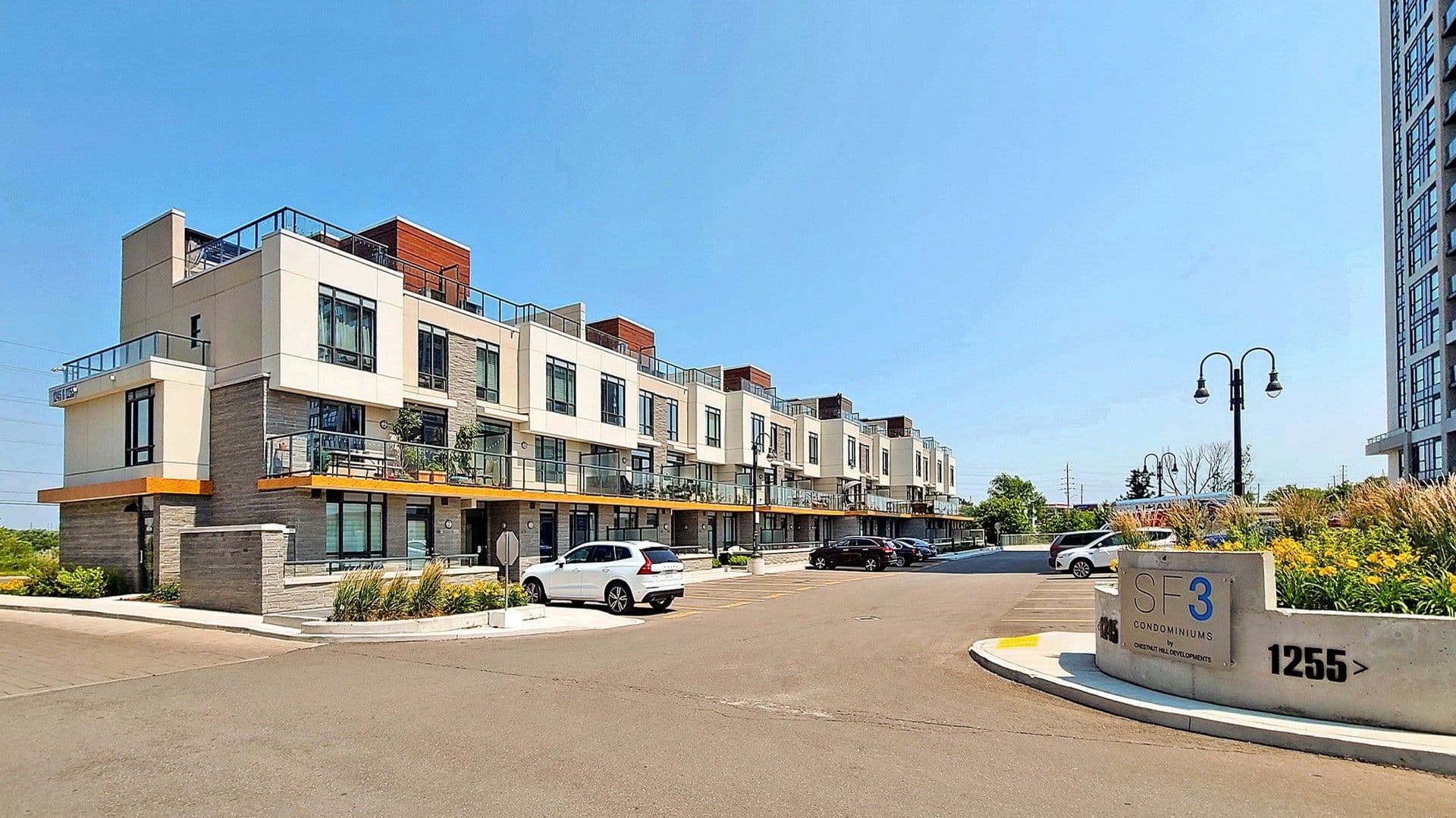 1245 Bayly Street 22, Pickering, ON L1W 0B5