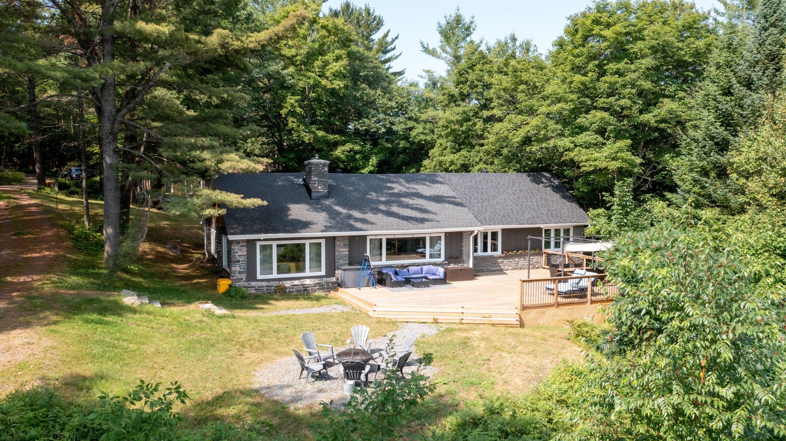 179 Hoths Lane, Huntsville, ON P0B 1L0