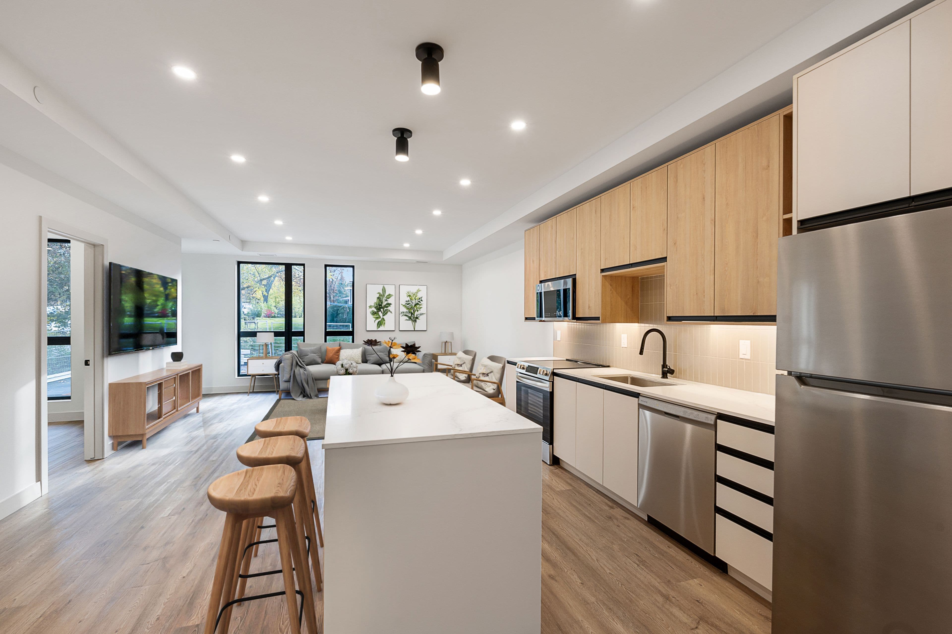 4390 Hillview Drive 203, Lincoln, ON L0R 1B8