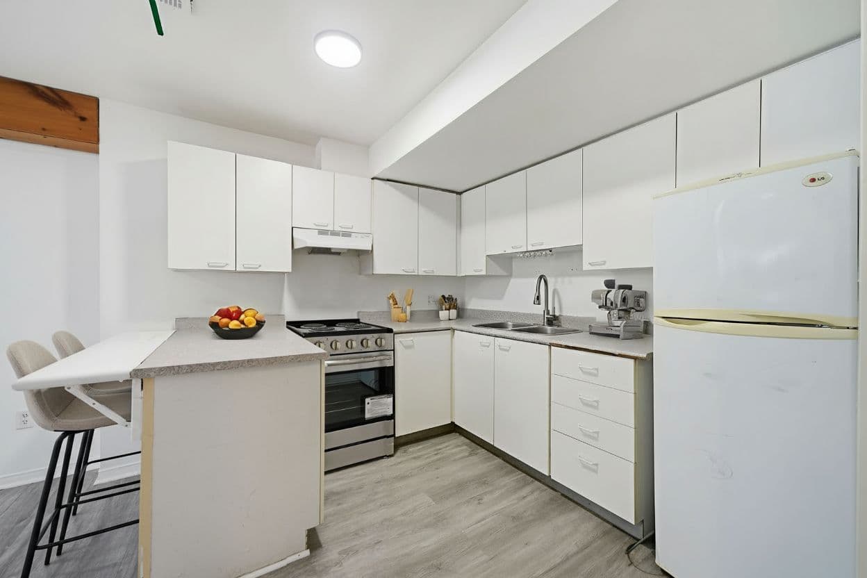 10 Flavelle Crescent, Kawartha Lakes, ON K9V 6E2