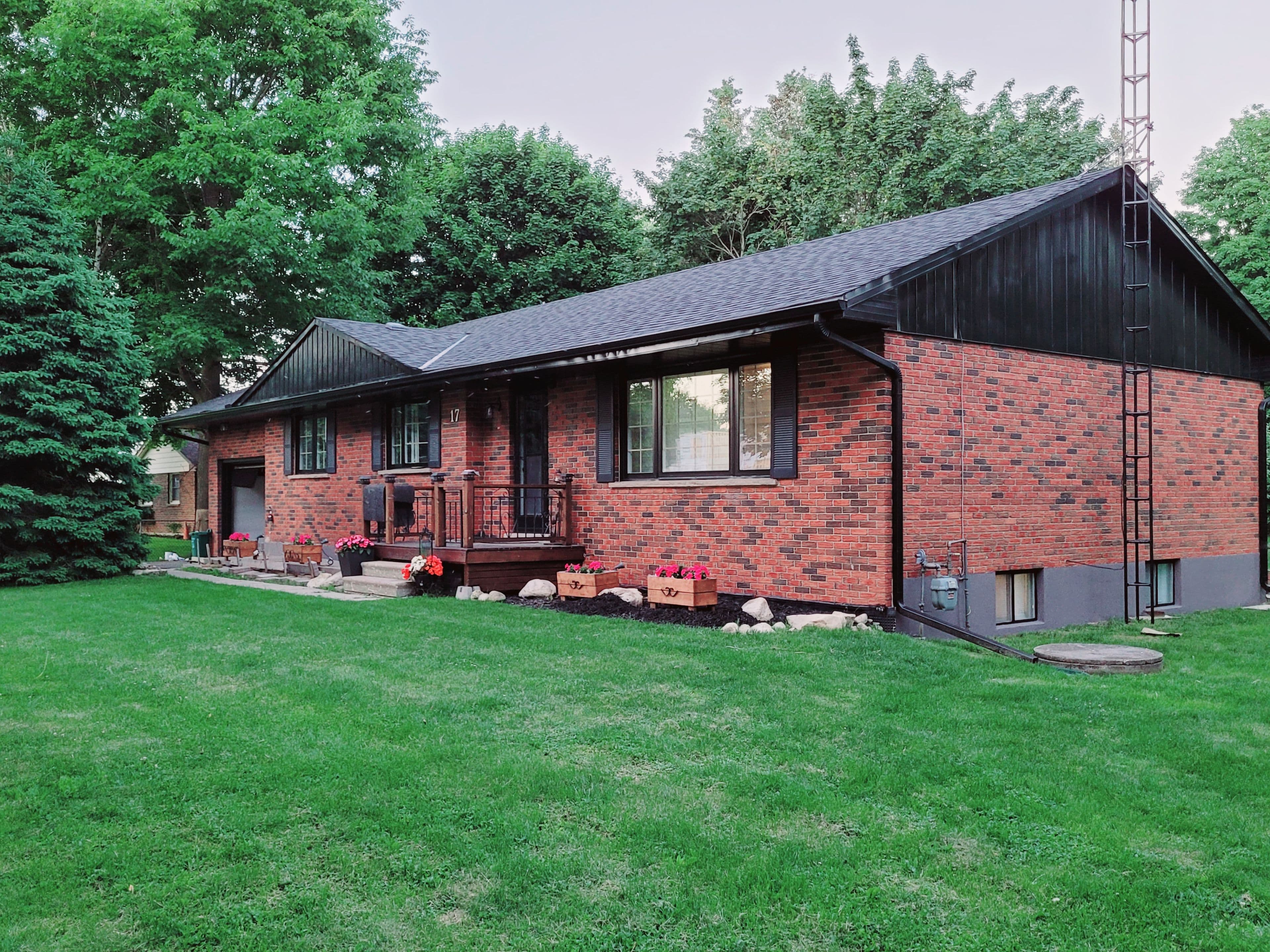 17 Travelled Road, Caledon, ON L7K 1B7