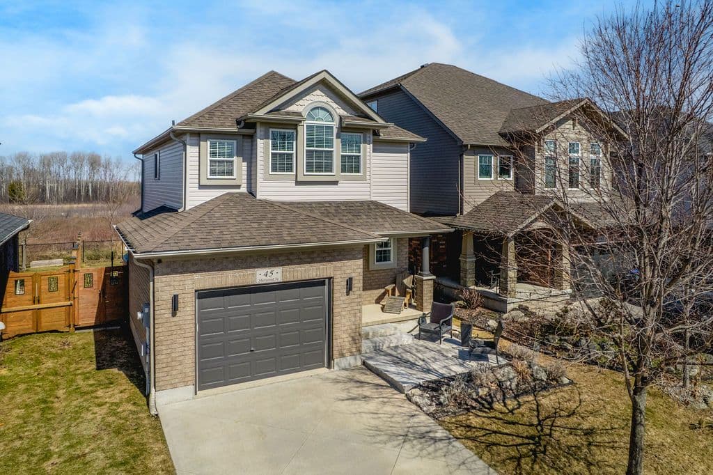 45 Sherwood Street, Collingwood, ON L9Y 0C5