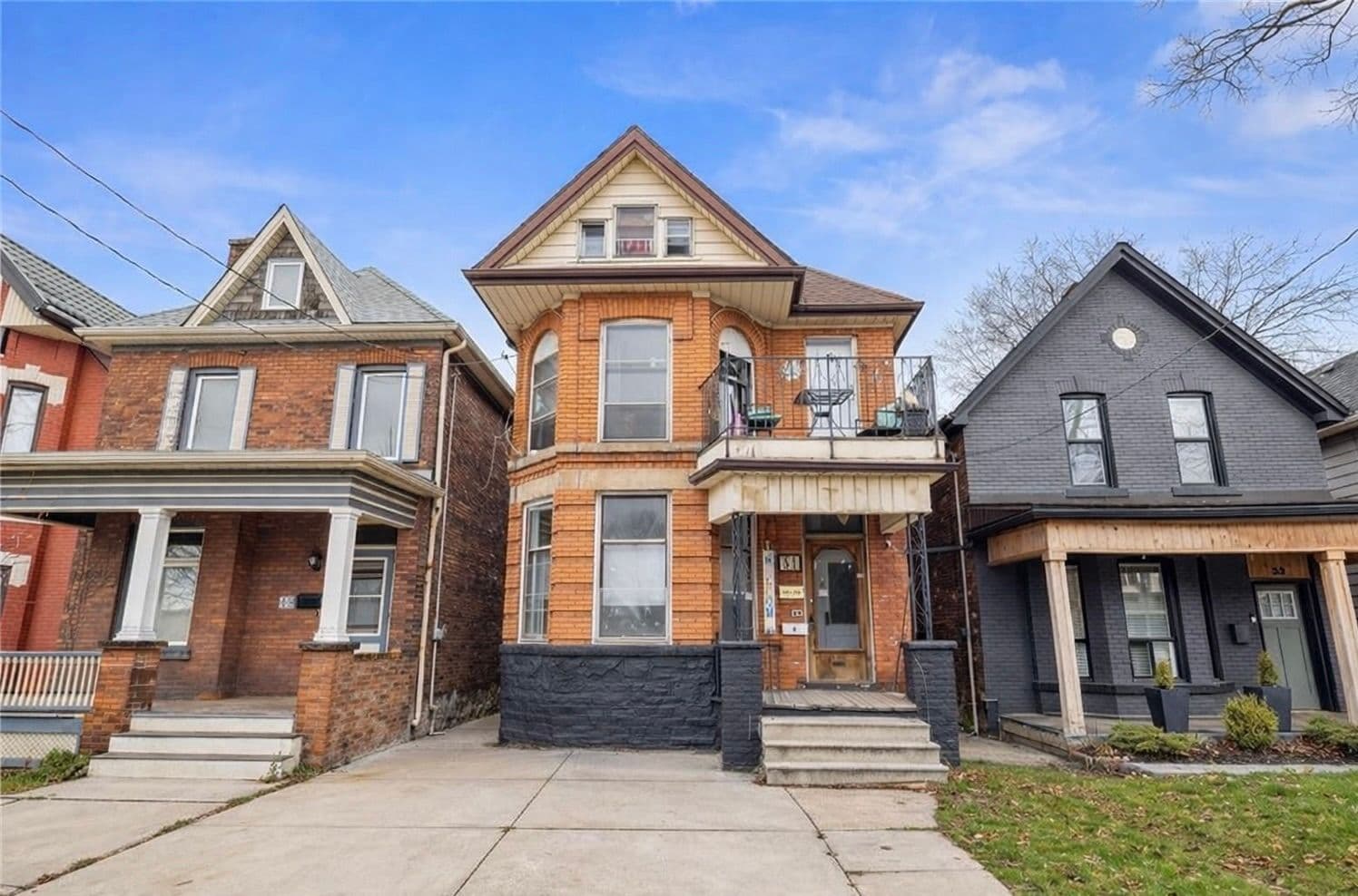 51 Smith Avenue Main, Hamilton, ON L8L 5P2