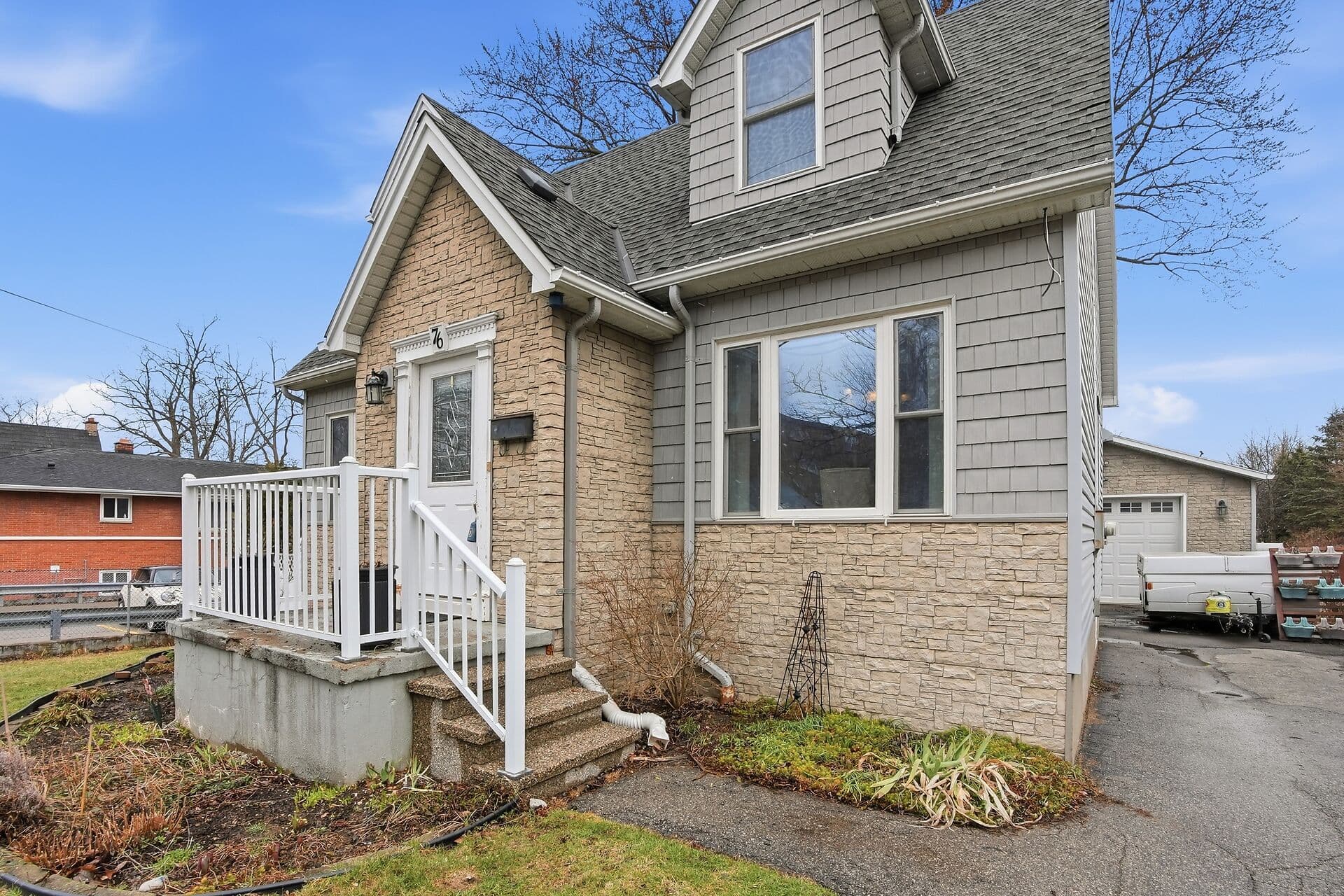 76 High Street, London South, ON N6C 4J9