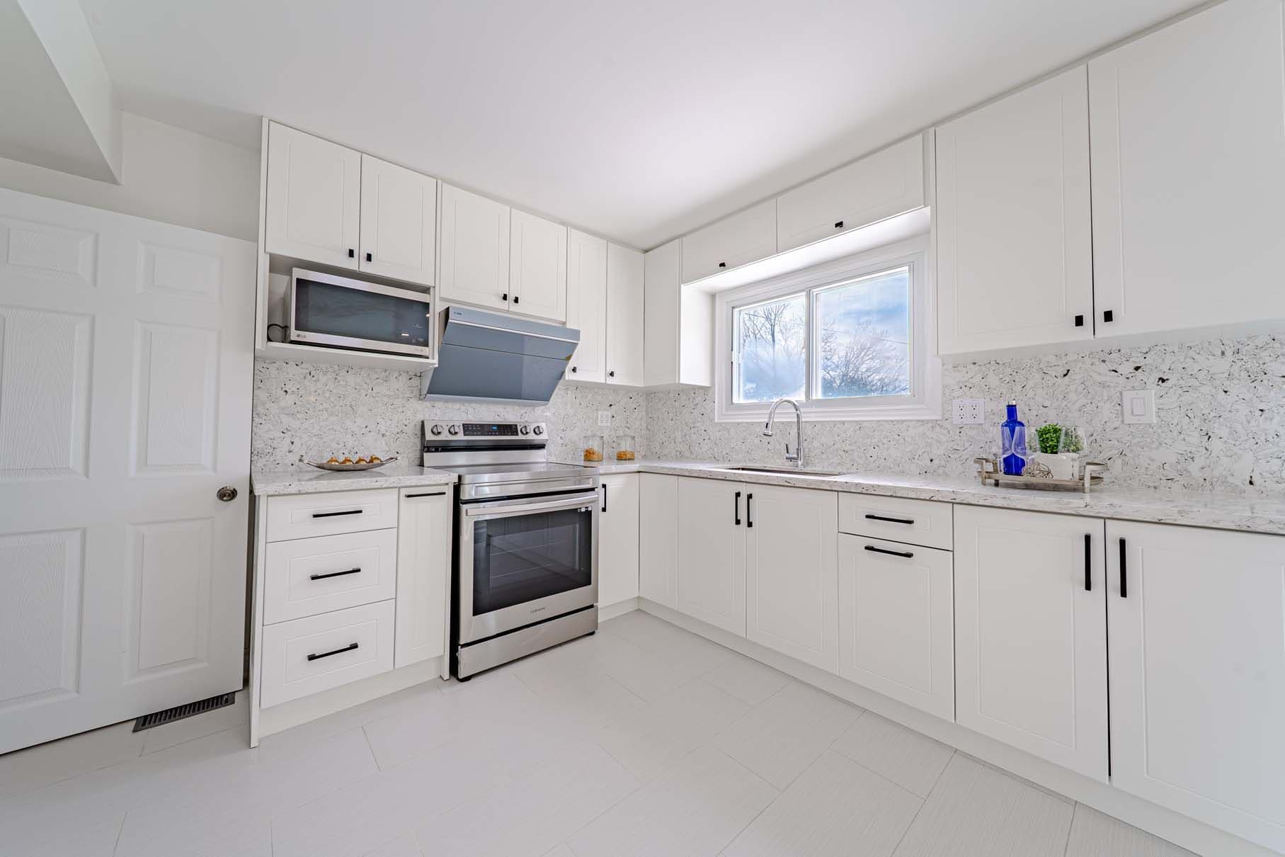 117 Orchard View Boulevard, Oshawa, ON L1G 3N8