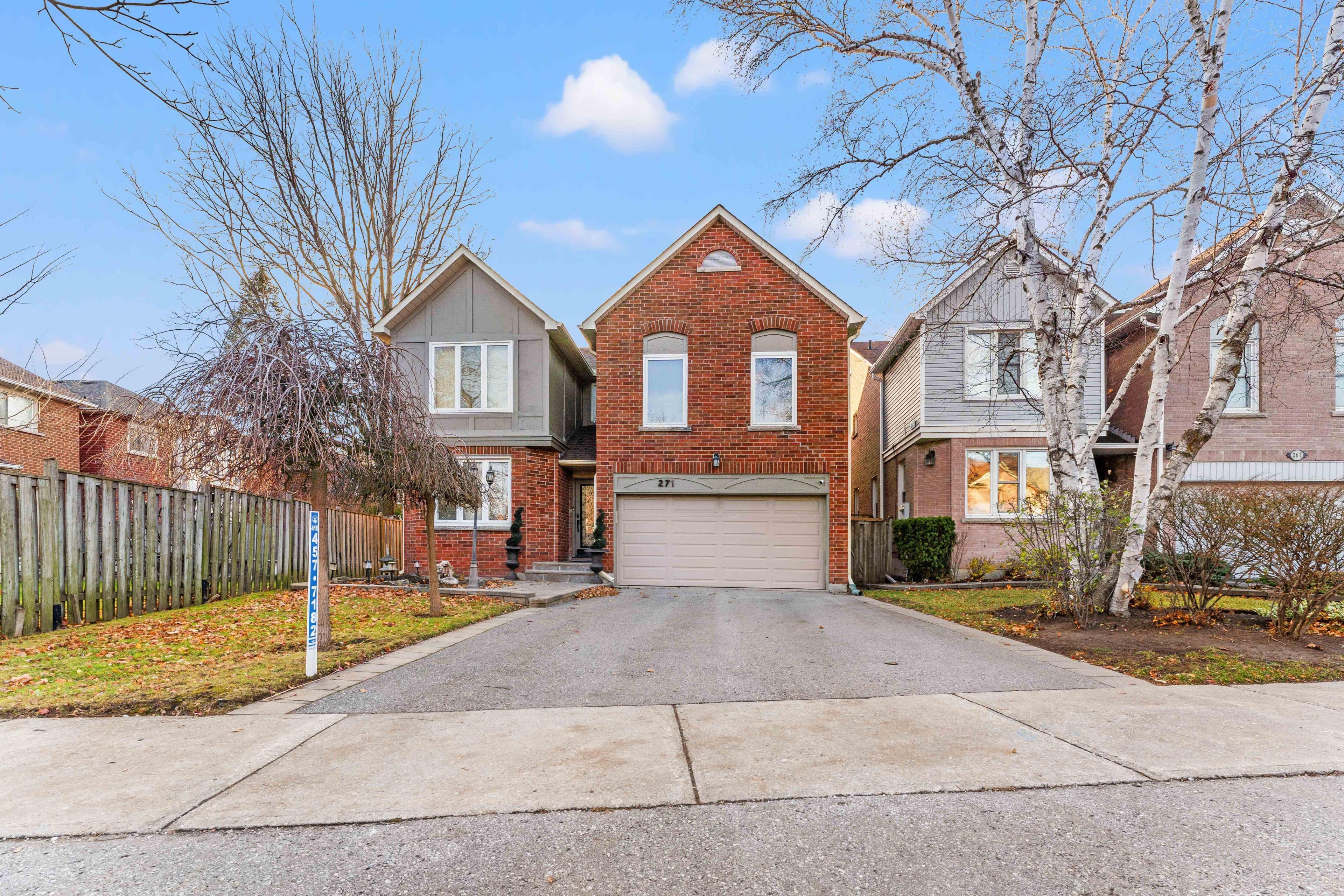 271 Rose Green Drive, Vaughan, ON L4J 4S8