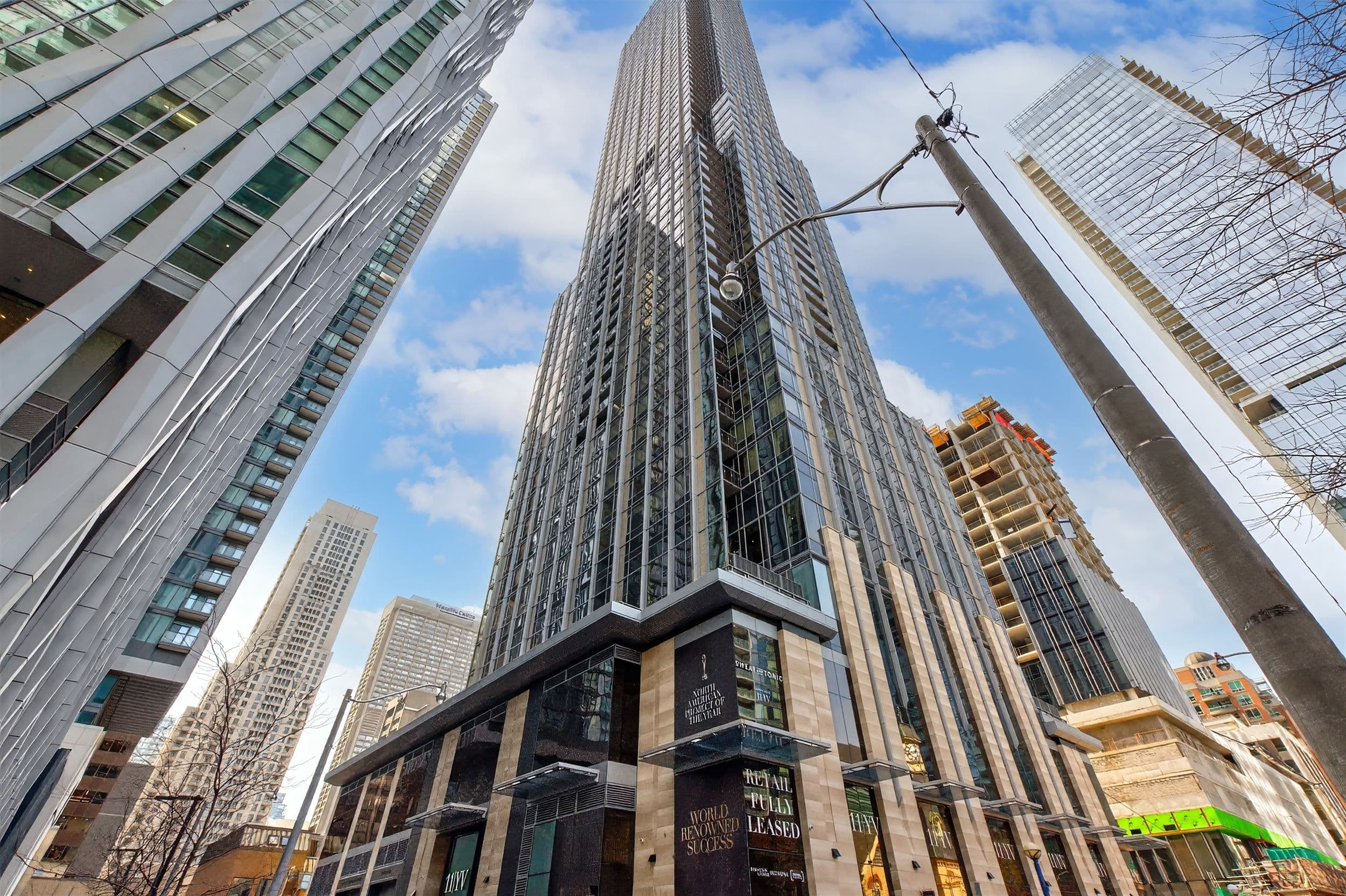 11 Yorkville Avenue PH02, Toronto C02, ON M4W 0B7