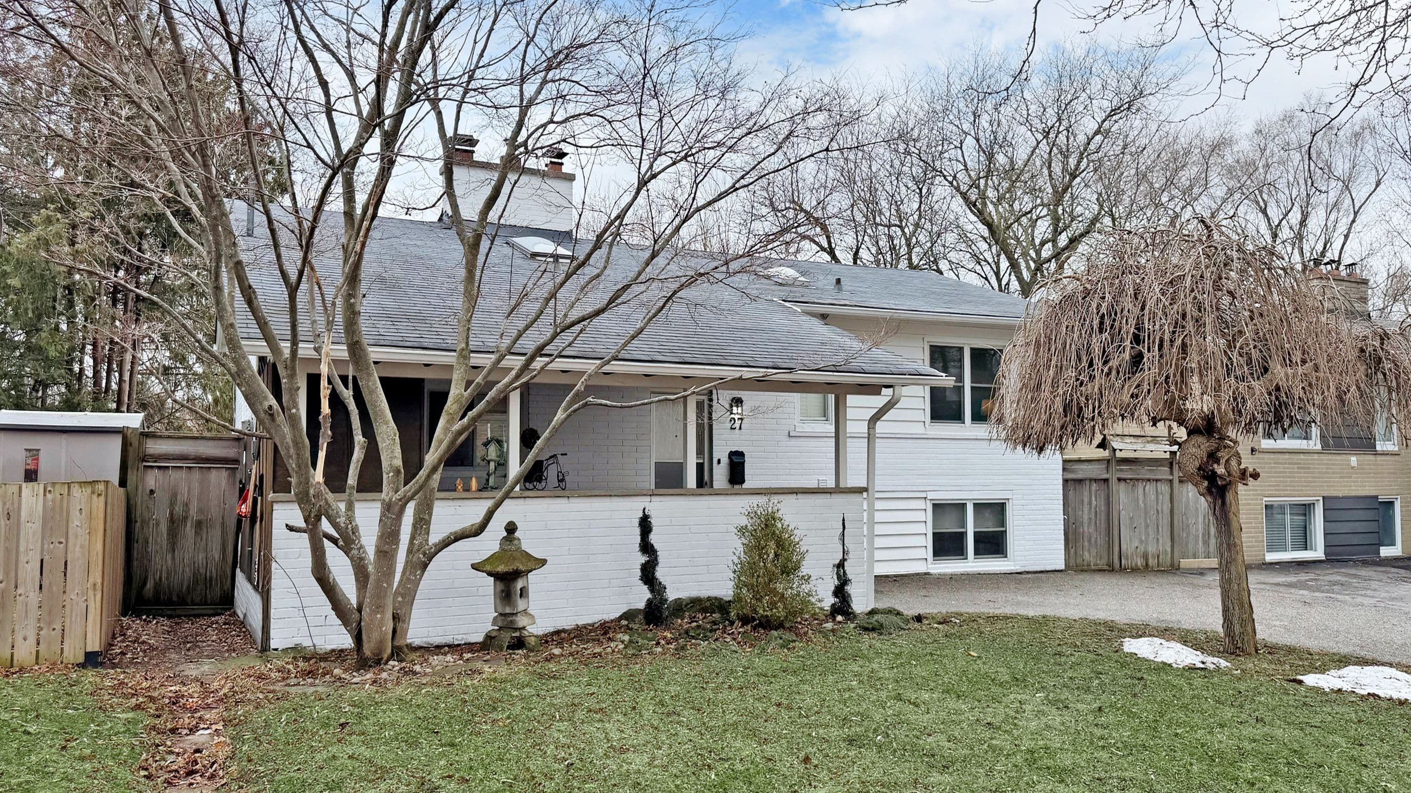 27 Benleigh Drive, Toronto E09, ON M1H 1J1