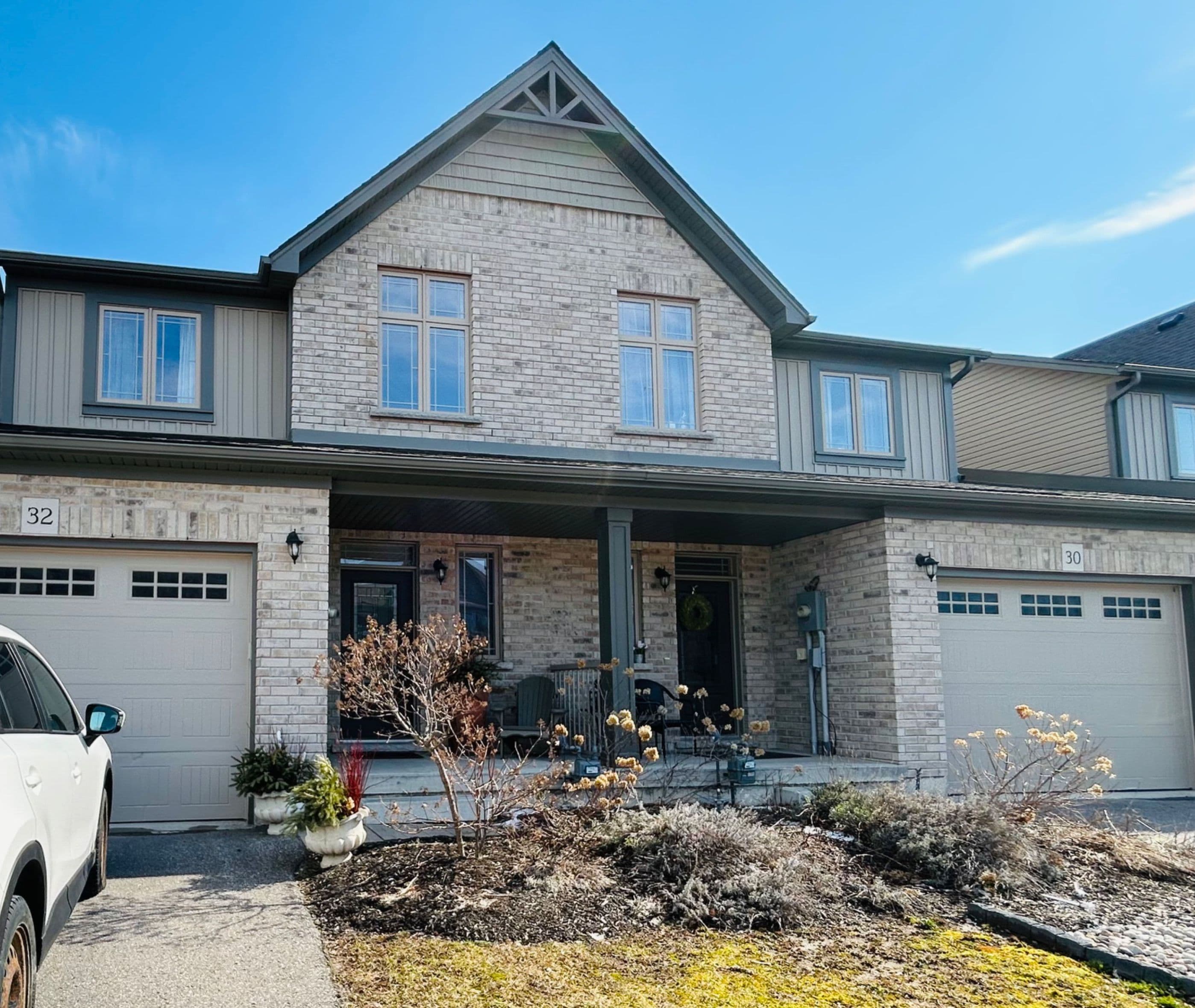 32 George Zubek Drive, Collingwood, ON L9Y 1M5
