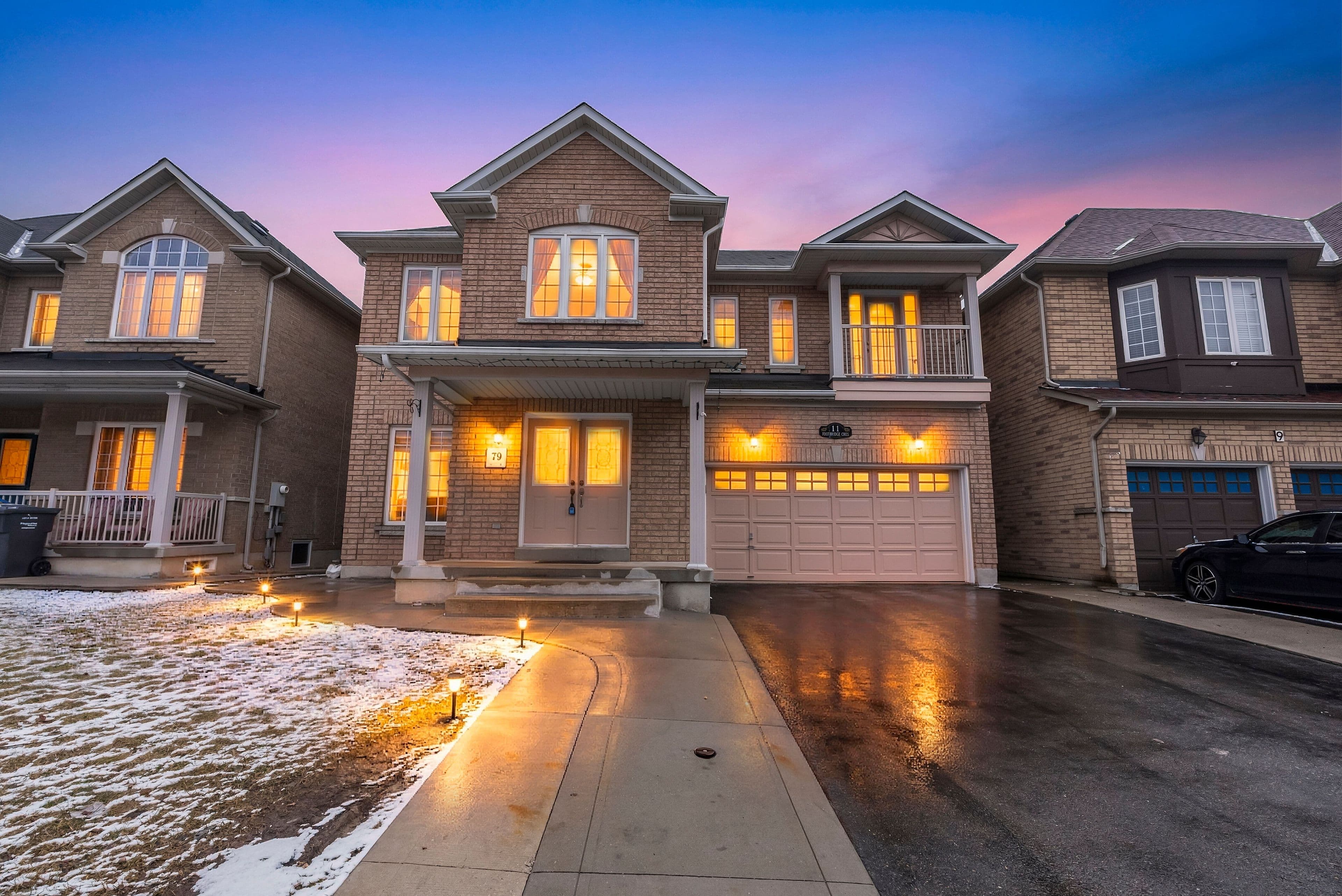 11 Footbridge Crescent, Brampton, ON L6R 0K5