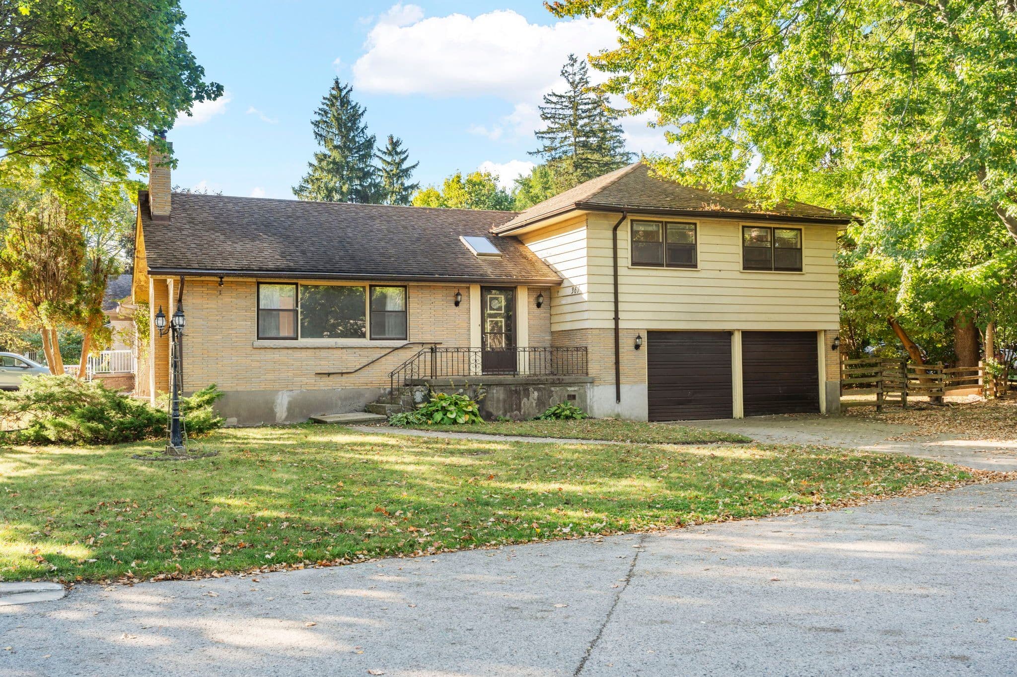 367 Ridout Street S, London South, ON N6C 3Z8