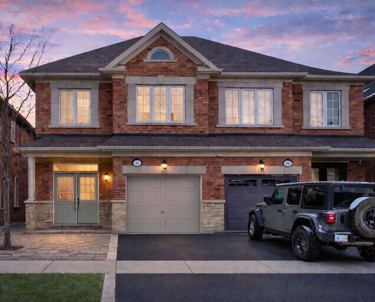 43 Crimson Forest Drive Upper, Vaughan, ON L6A 4C4