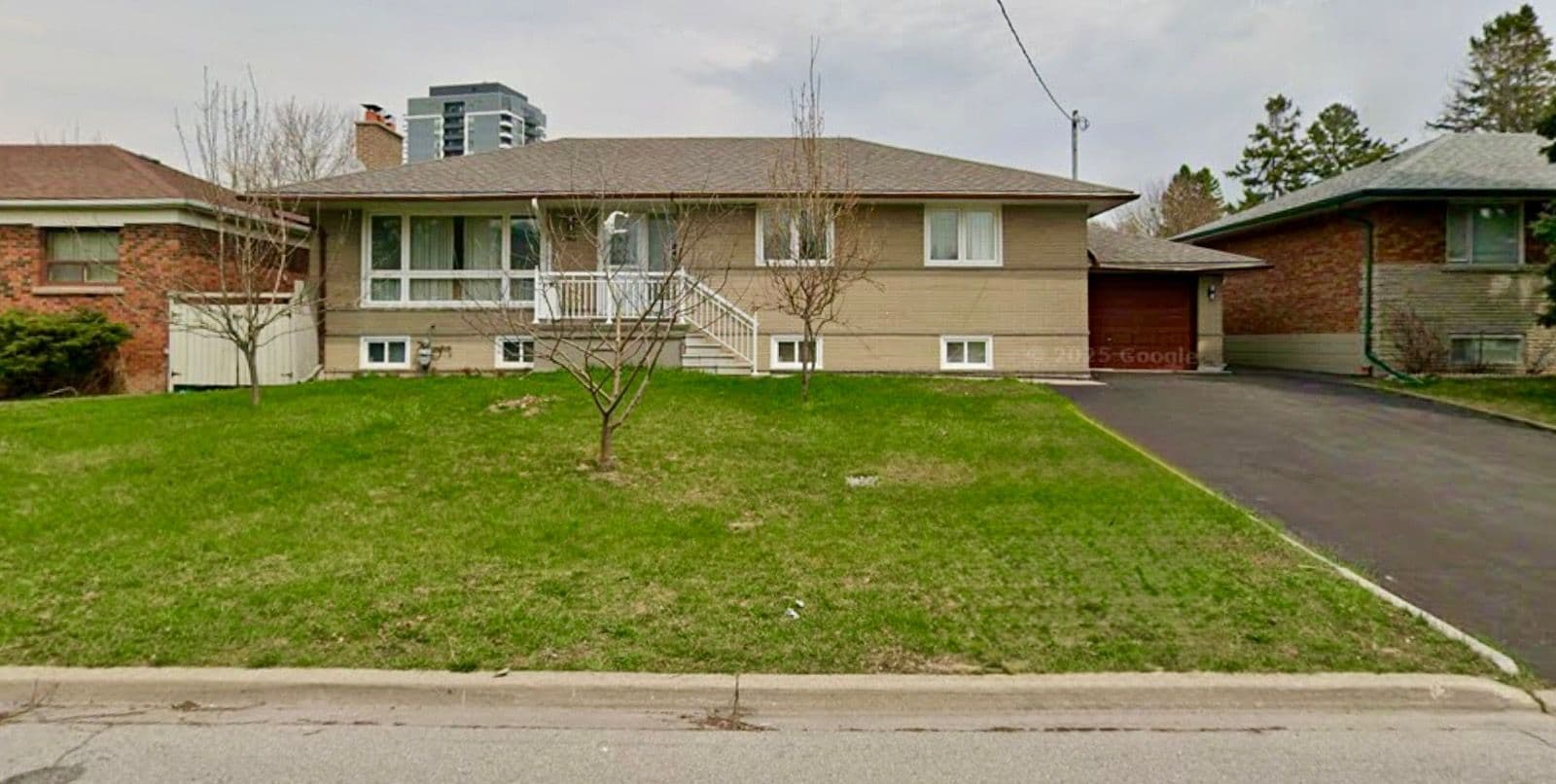 43 Commons Drive Lower, Toronto E05, ON M1T 1E3