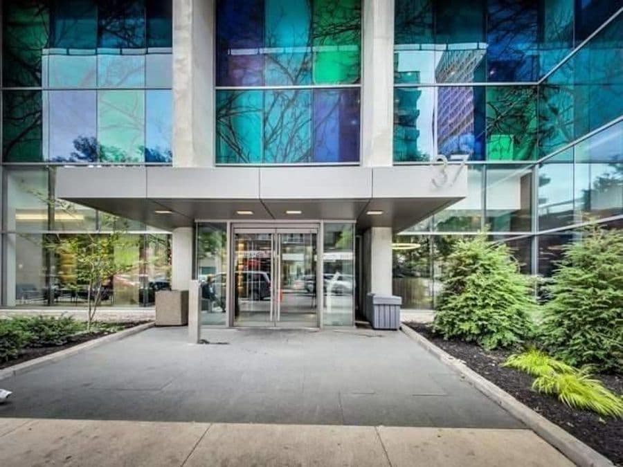 38 Grenville Street 506, Toronto C01, ON M4Y 1A5