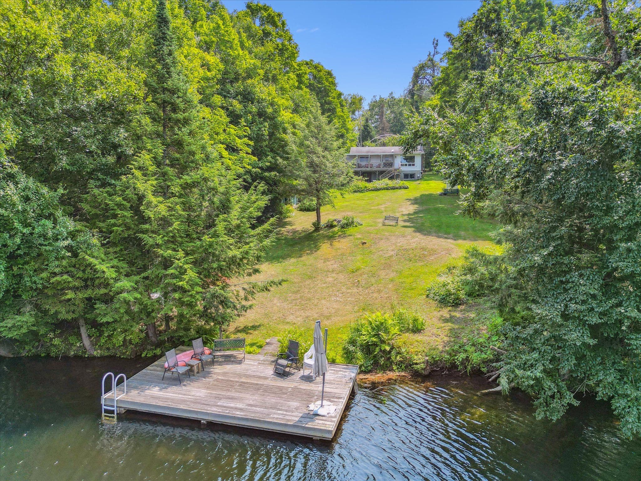 1042 River Haven Road, Bracebridge, ON P1L 1X1