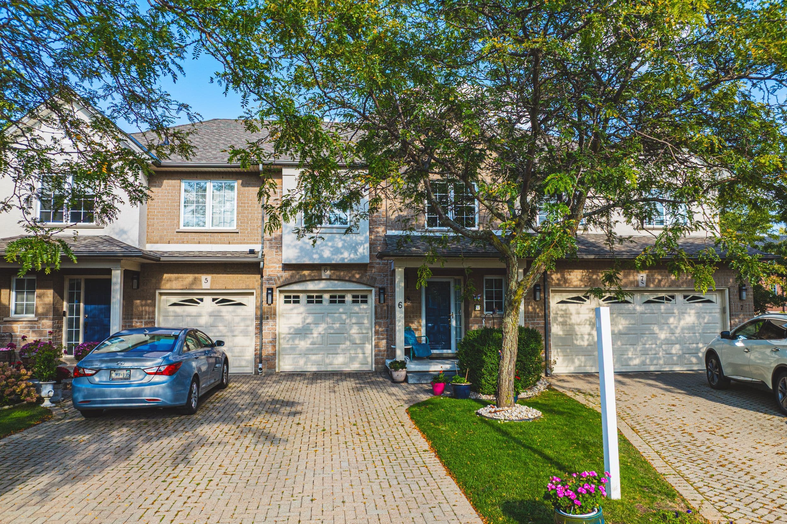 85 EDGEWATER Drive 6, Hamilton, ON L8E 4Z2