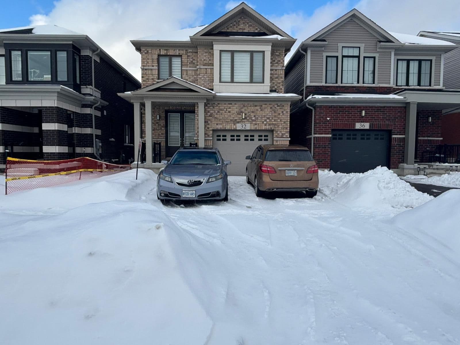 32 Crossmore Crescent, Cambridge, ON N1S 0C7