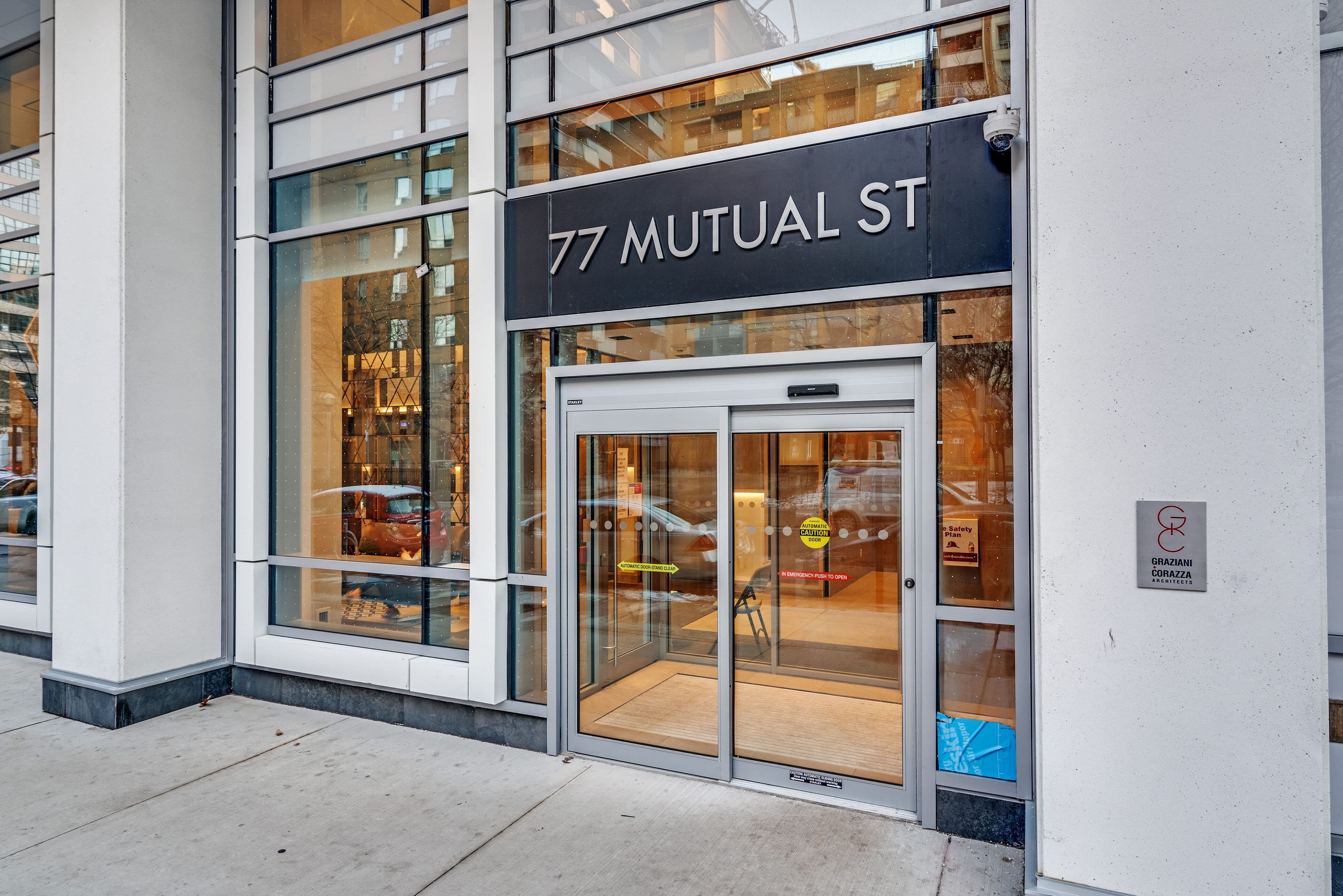 77 Mutual Street 305, Toronto C08, ON M5B 0B9