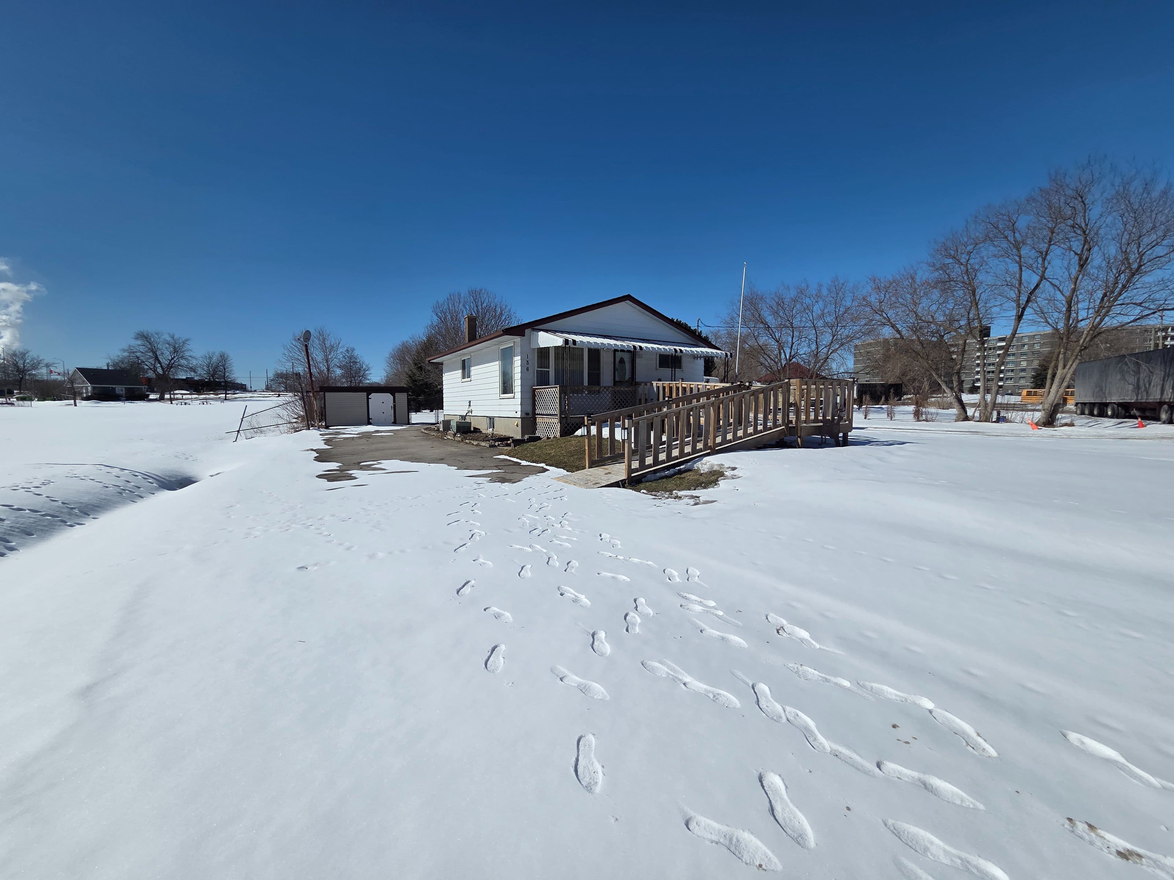 136 Wharf Street, Clarington, ON L1C 2L2