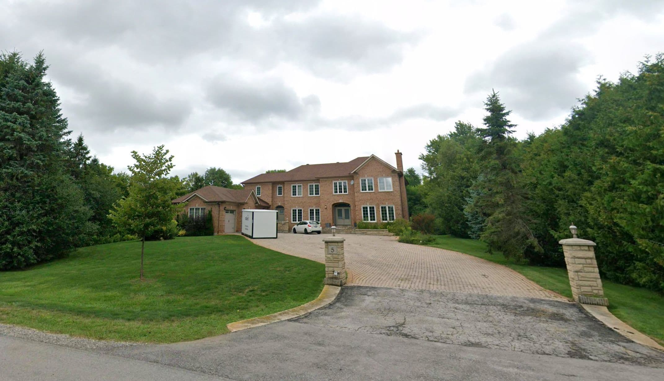 5 SHERRICK Drive, Whitchurch-Stouffville, ON L4A 2E9