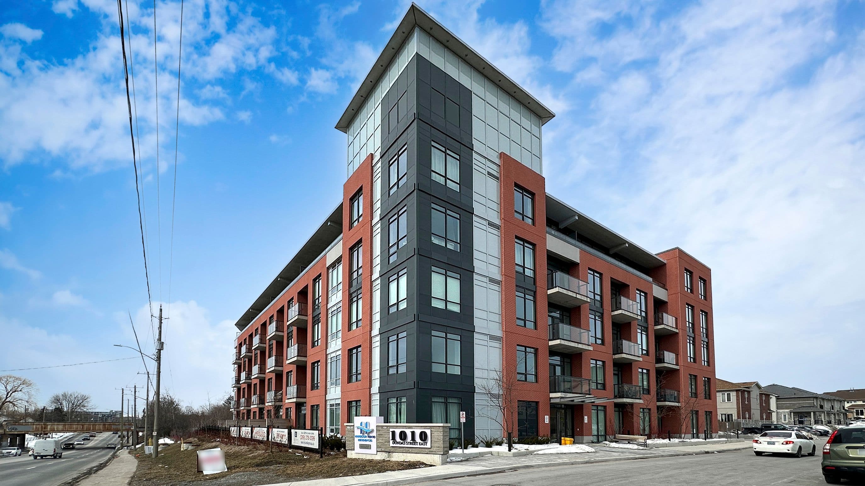 1010 Dundas Street E PH12, Whitby, ON L1N 2K2