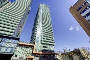 50 Wellesley Street E 3704, Toronto C08, ON M4Y 1G2
