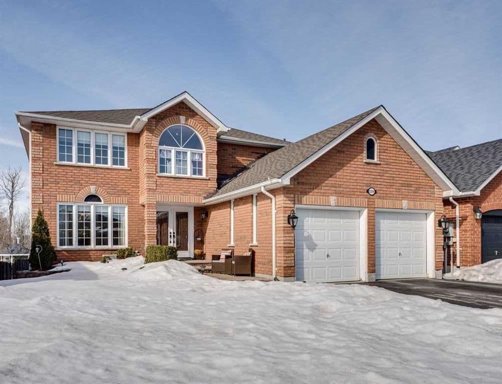 129 Gore Drive, Barrie, ON L4N 0A8