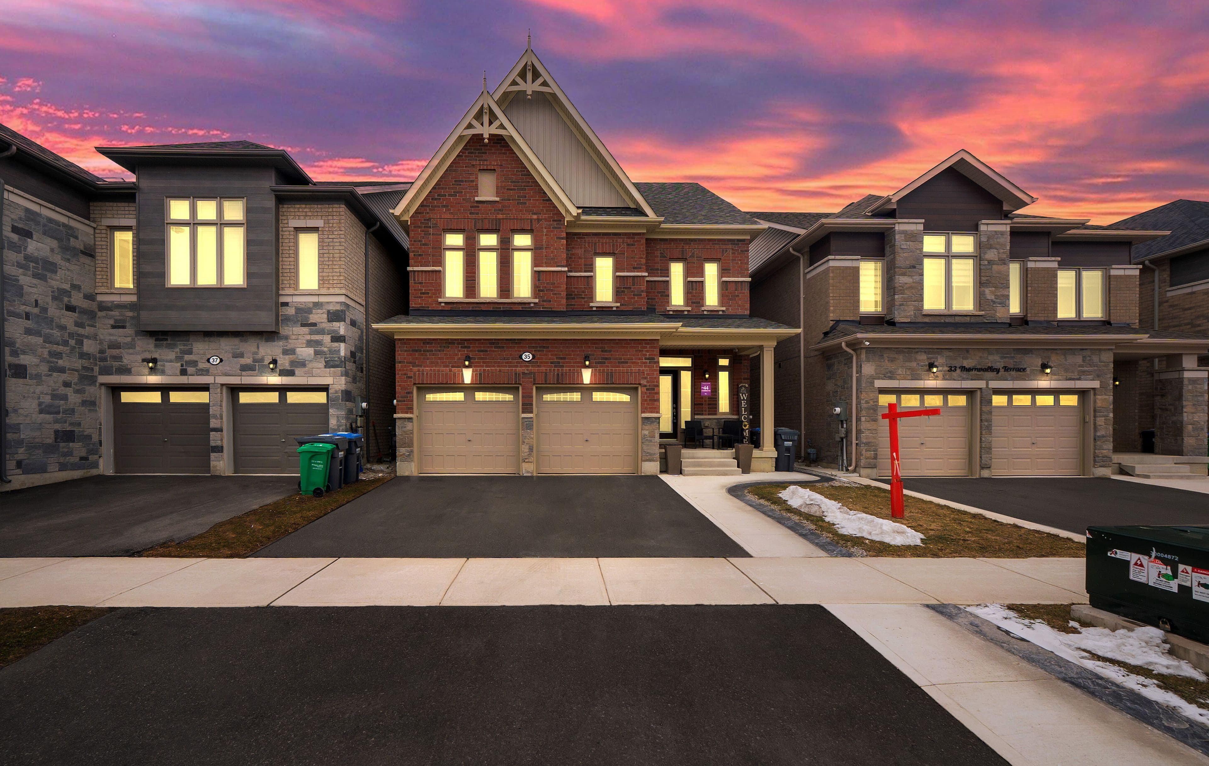 35 Thornvalley Terrace, Caledon, ON L7C 4H9