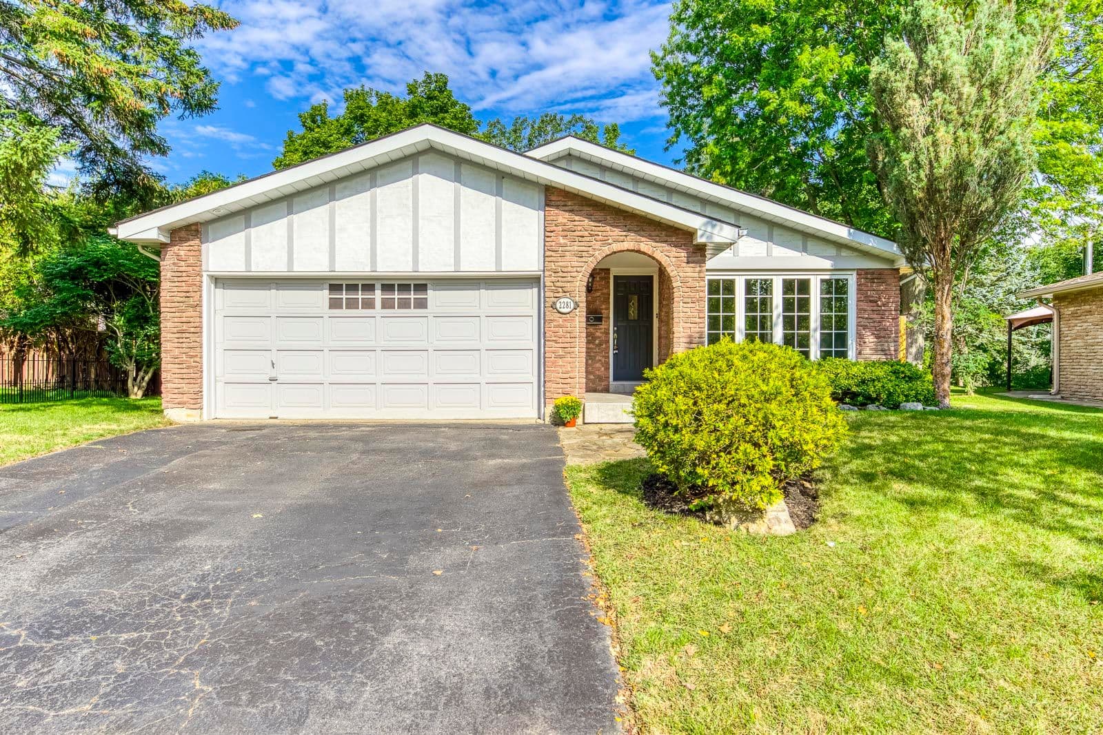 2281 Devon Road, Oakville, ON L6J 5R2