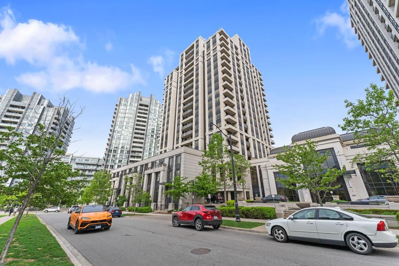100 Harrison Garden Boulevard 824, Toronto C14, ON M2N 0C2