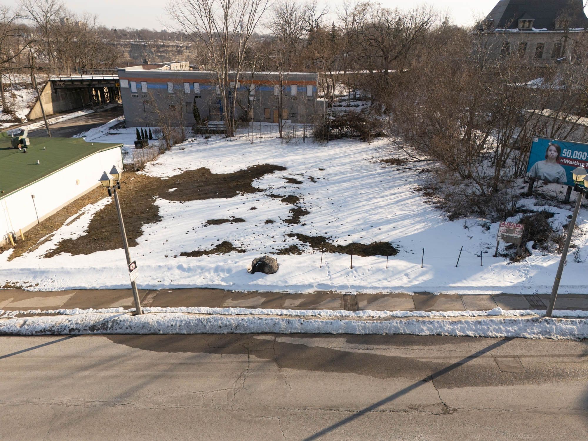 4152 Bridge Street, Niagara Falls, ON L2E 2R4