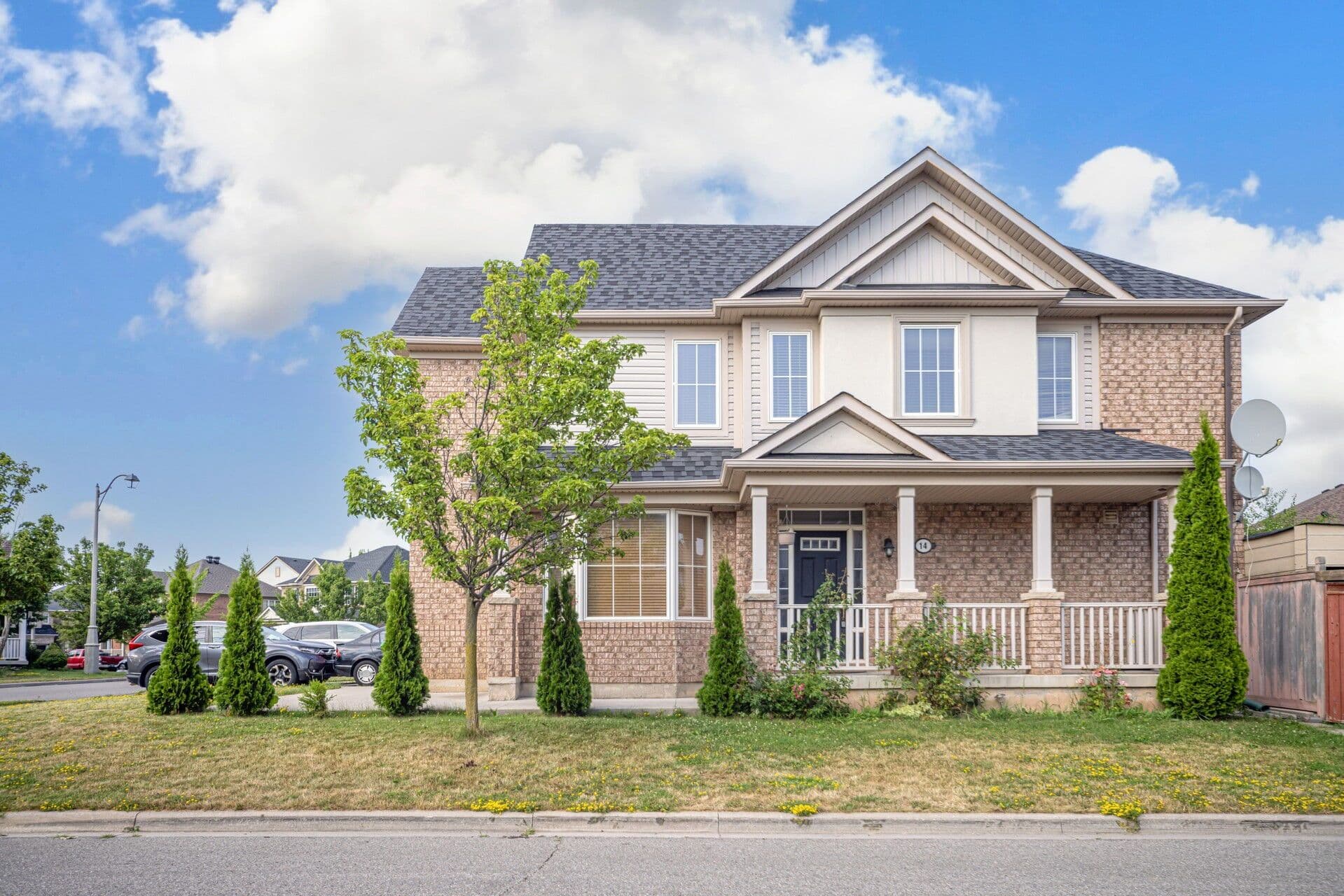 14 Alboreto Way, Brampton, ON L6X 0N5