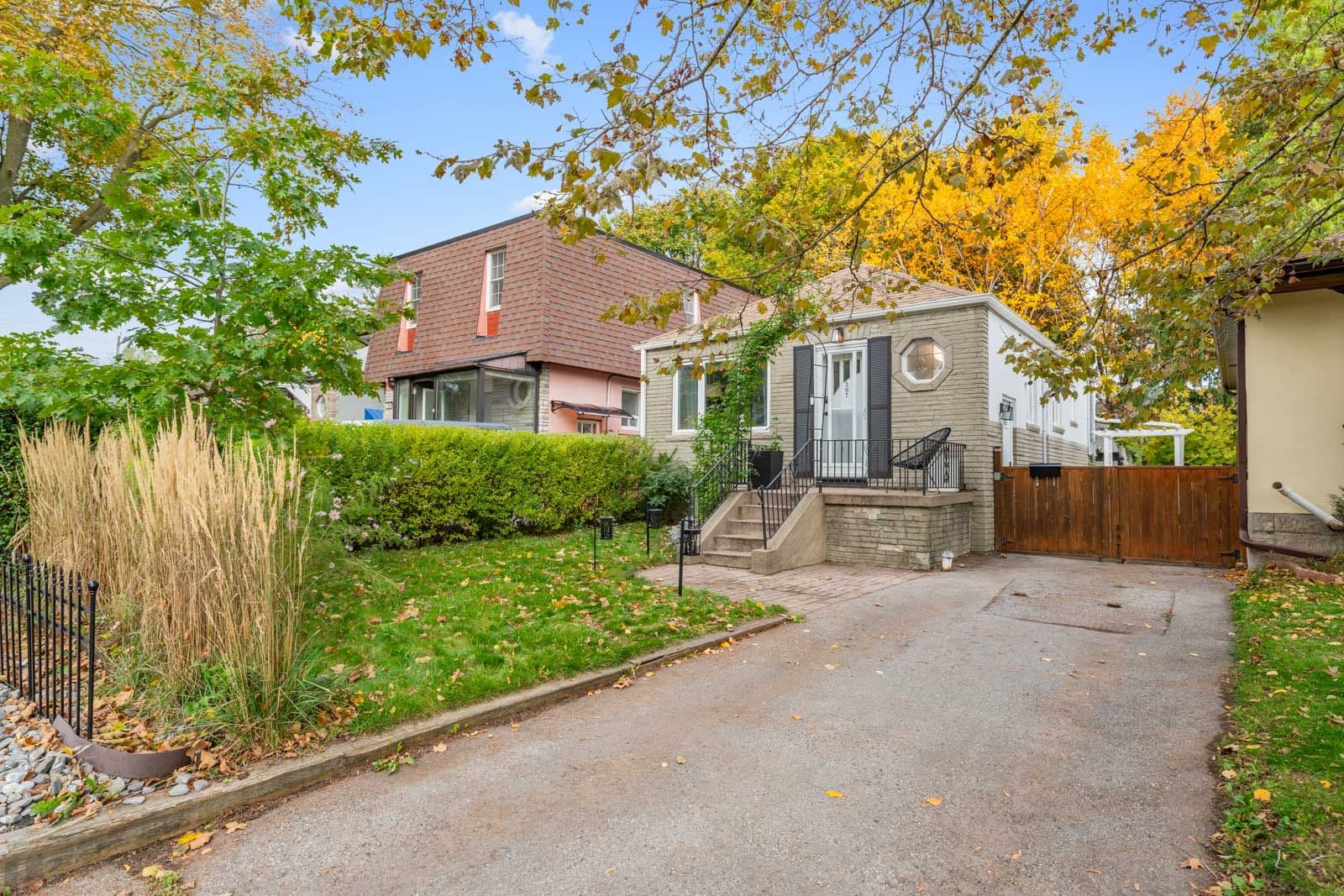 307 Warden Avenue, Toronto E06, ON M1N 3A3