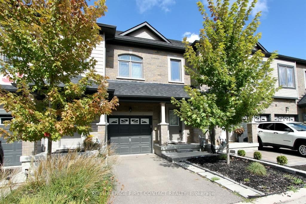 12 Deneb Street, Barrie, ON L4M 0K6