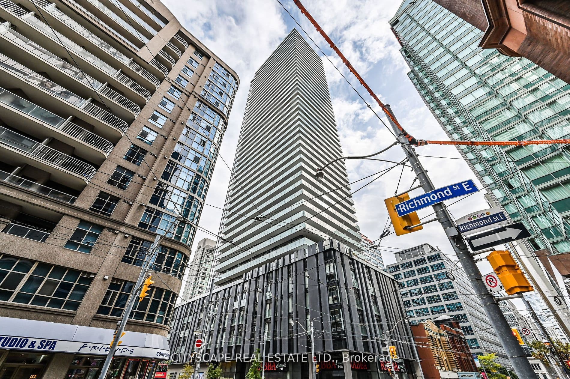 25 Richmond Street 219, Toronto C08, ON M5C 0A6