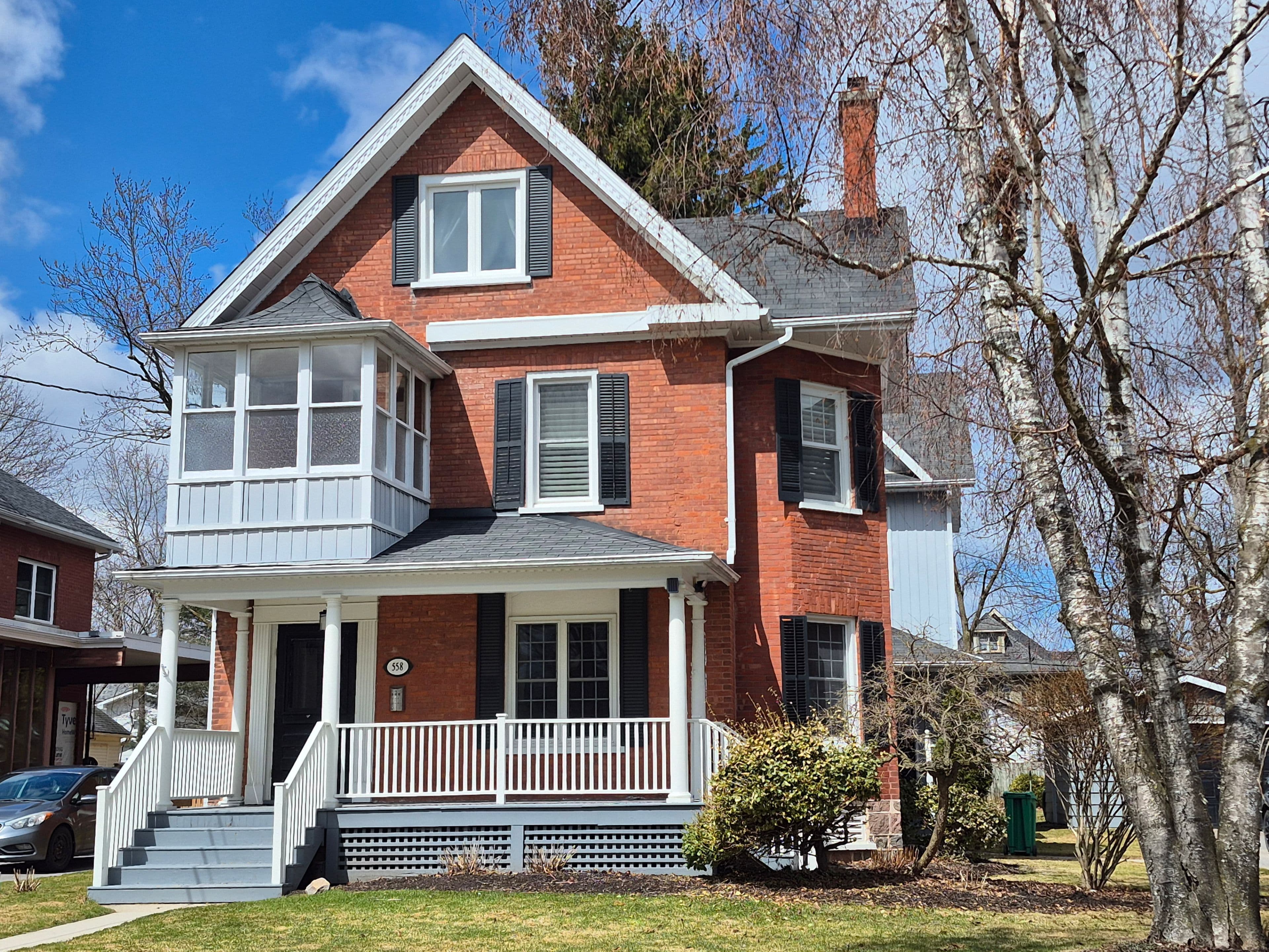 558 Gilmour Street, Peterborough, ON K9H 2K2