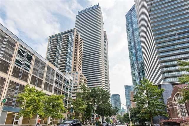 42 Charles Street E 1010, Toronto C08, ON M4Y 1T4