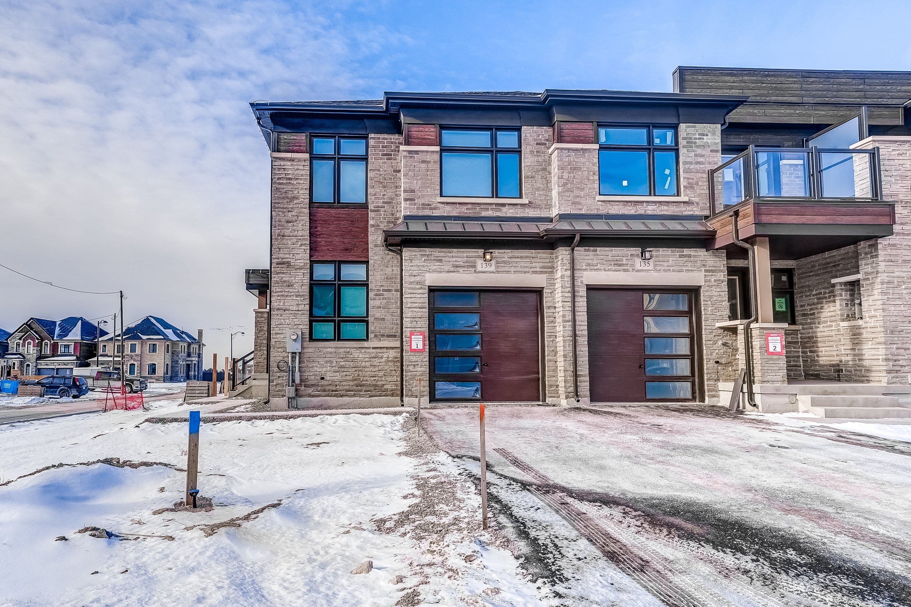 139 Adario Crescent, Vaughan, ON L3L 0G4