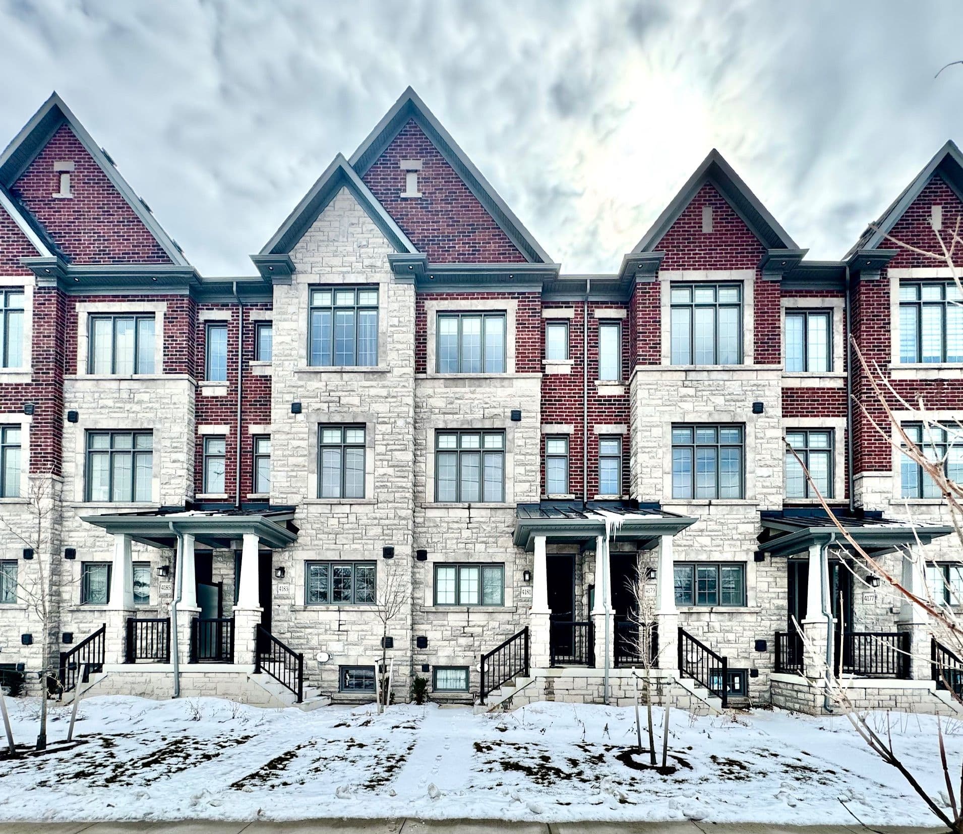 4181 Major Mackenzie Drive E, Markham, ON L6C 3L5